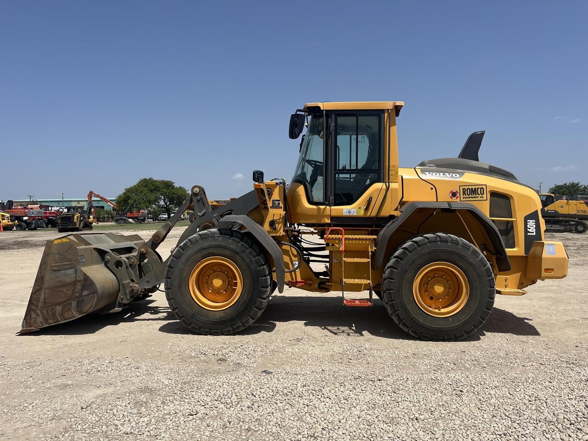VOLVO L60H VbqkCZi.jpeg