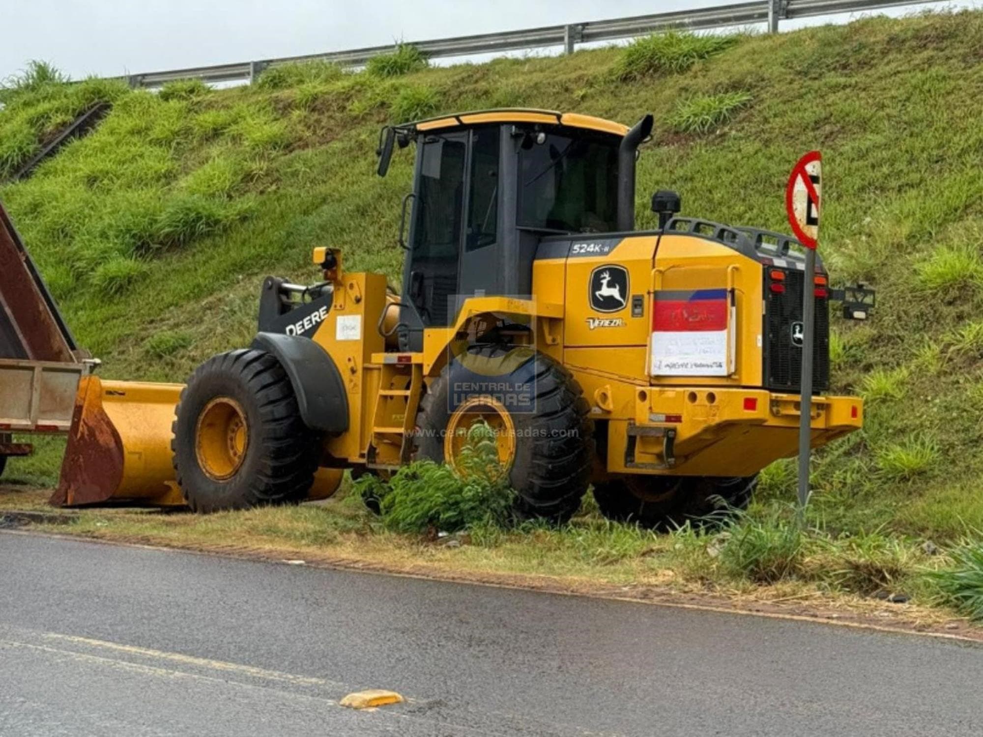 DEERE 524K Zn8w%2f.jpeg