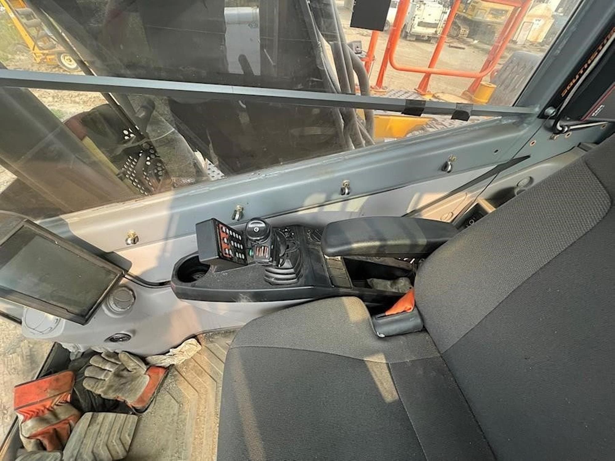 VOLVO EC220EL Ml67Q6J.jpeg