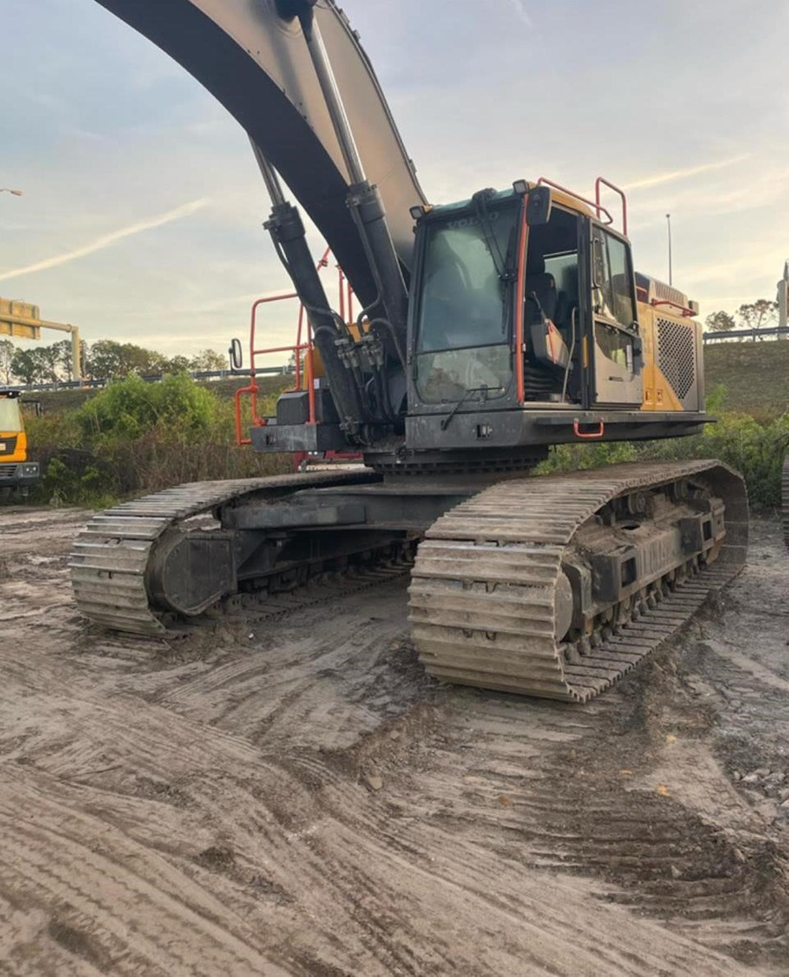 VOLVO EC550EL 0gQG6ZH.jpeg