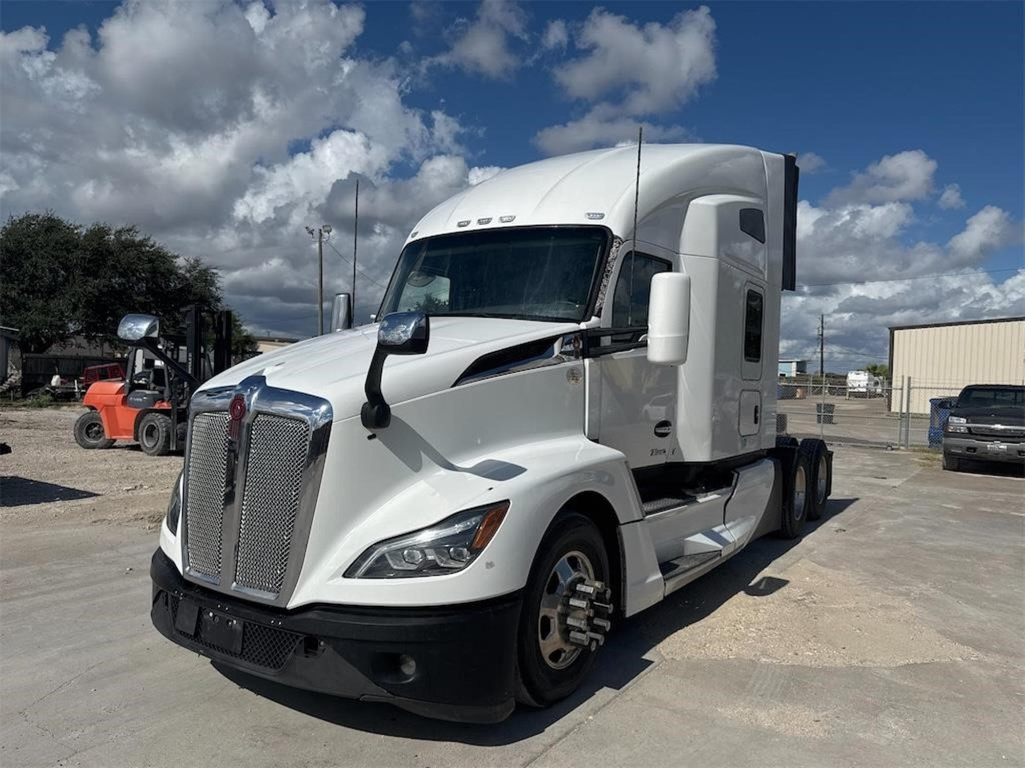 KENWORTH T680 FECM5kg.jpeg