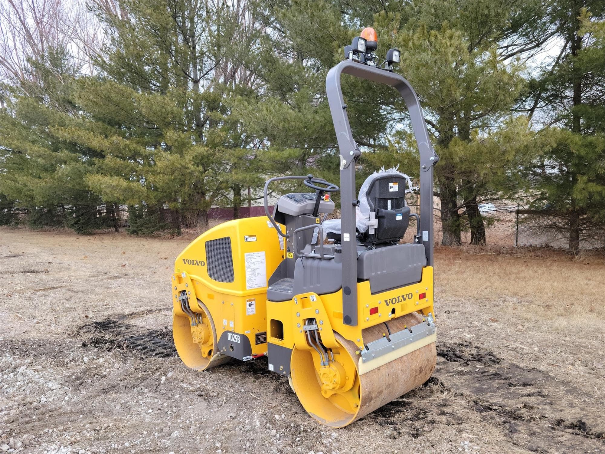VOLVO DD25B DCSHsBP.jpeg