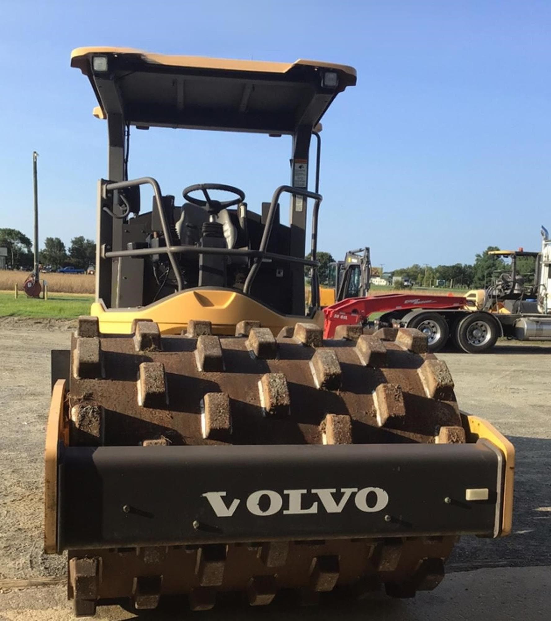 VOLVO SD75B hP5CkwU.jpeg