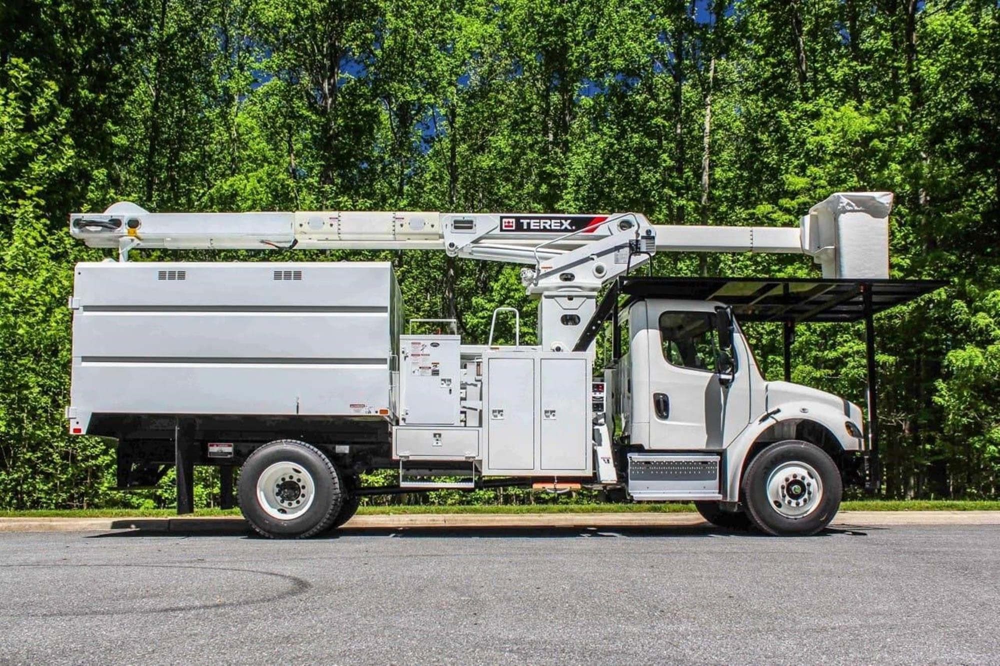 FREIGHTLINER BUSINESS CLASS M2 106 mysqwky.jpeg