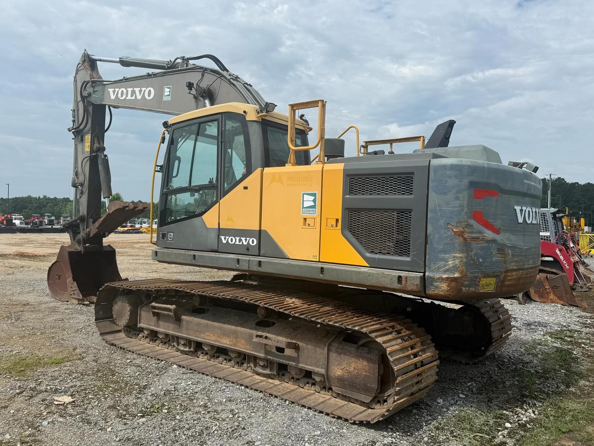 VOLVO EC220EL XxyFY0A.jpeg