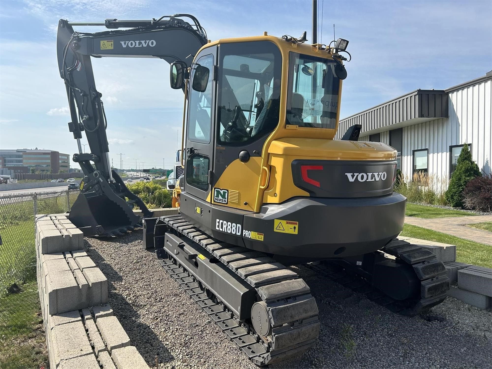 VOLVO ECR88D uNmZkIJ.jpeg