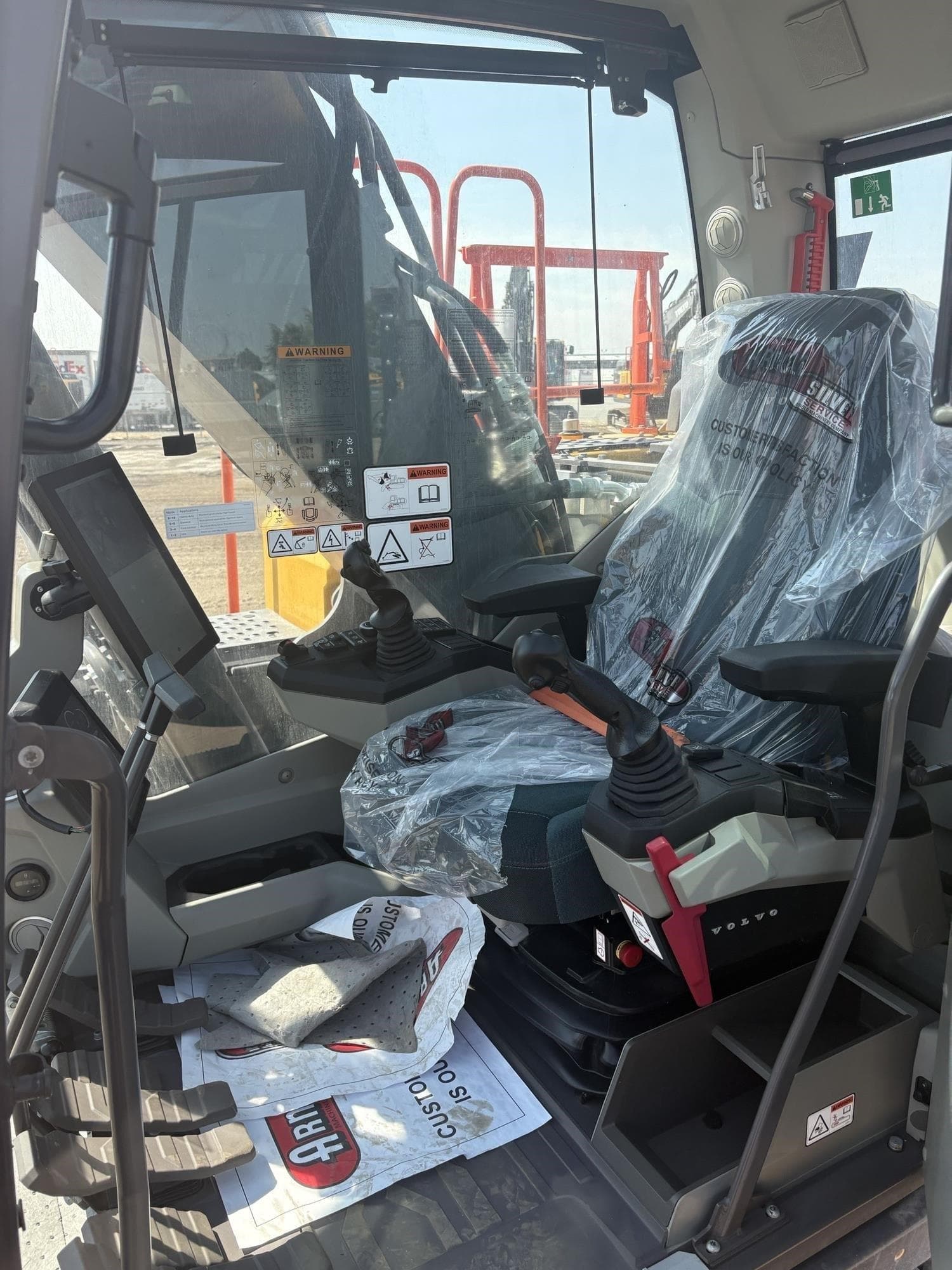 VOLVO EC230FL5 XbC5kFs.jpeg