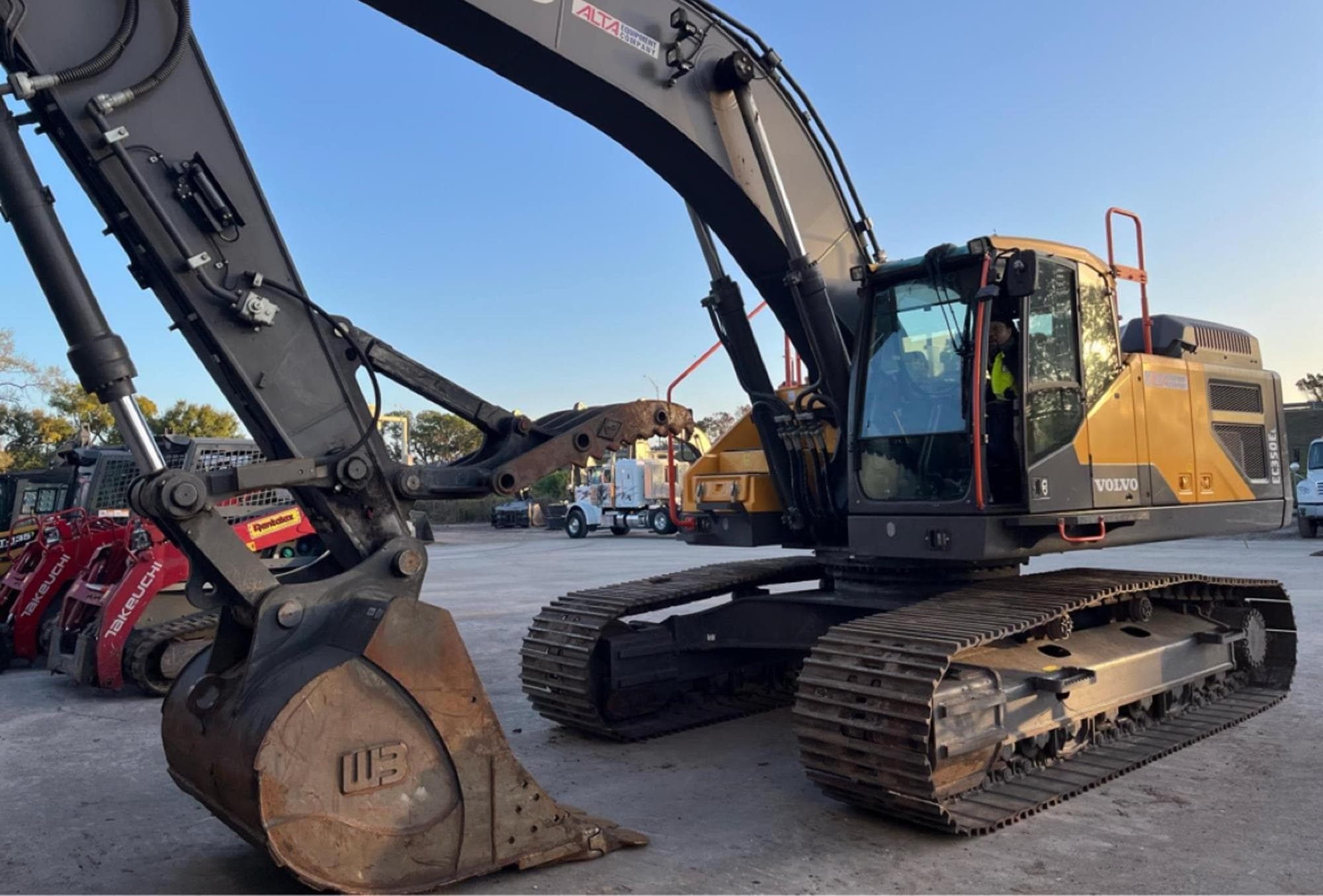 VOLVO EC350EL 9GfTZdi.jpeg