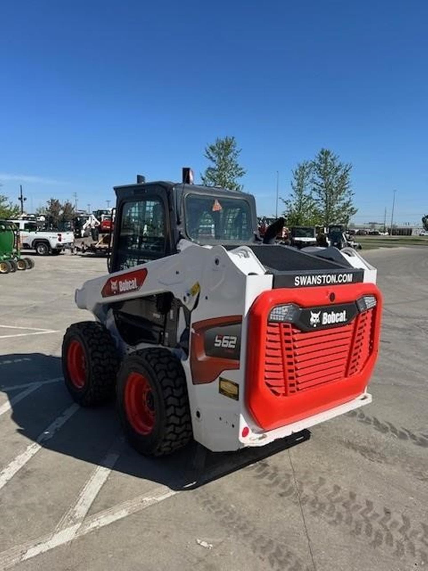 BOBCAT S62 q2xkPrg.jpeg