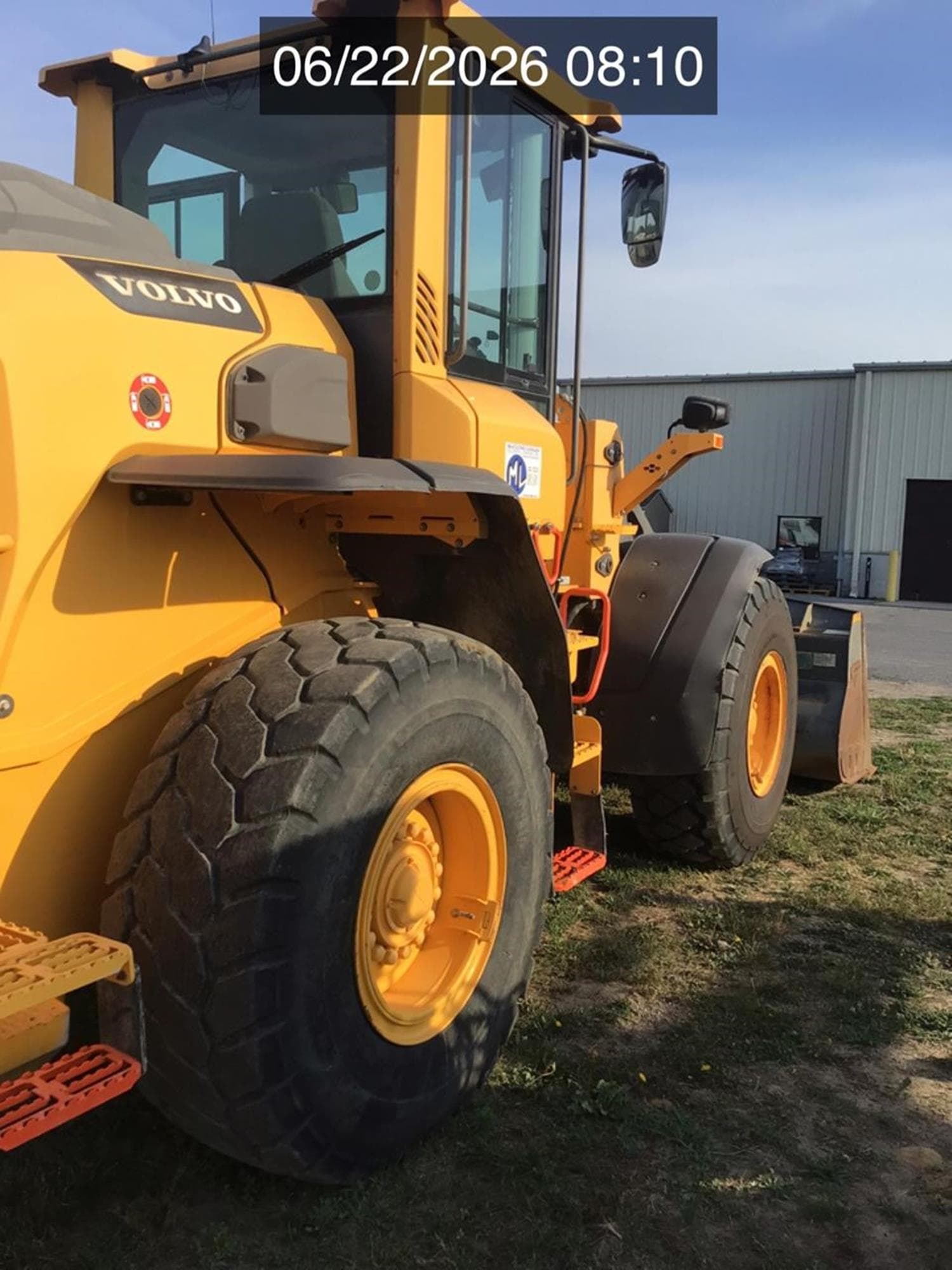 VOLVO L90H 1hmiE29.jpeg