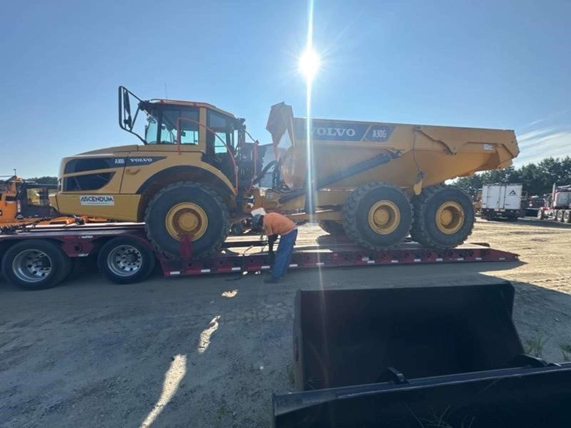 VOLVO A30G X9FImSj.jpeg