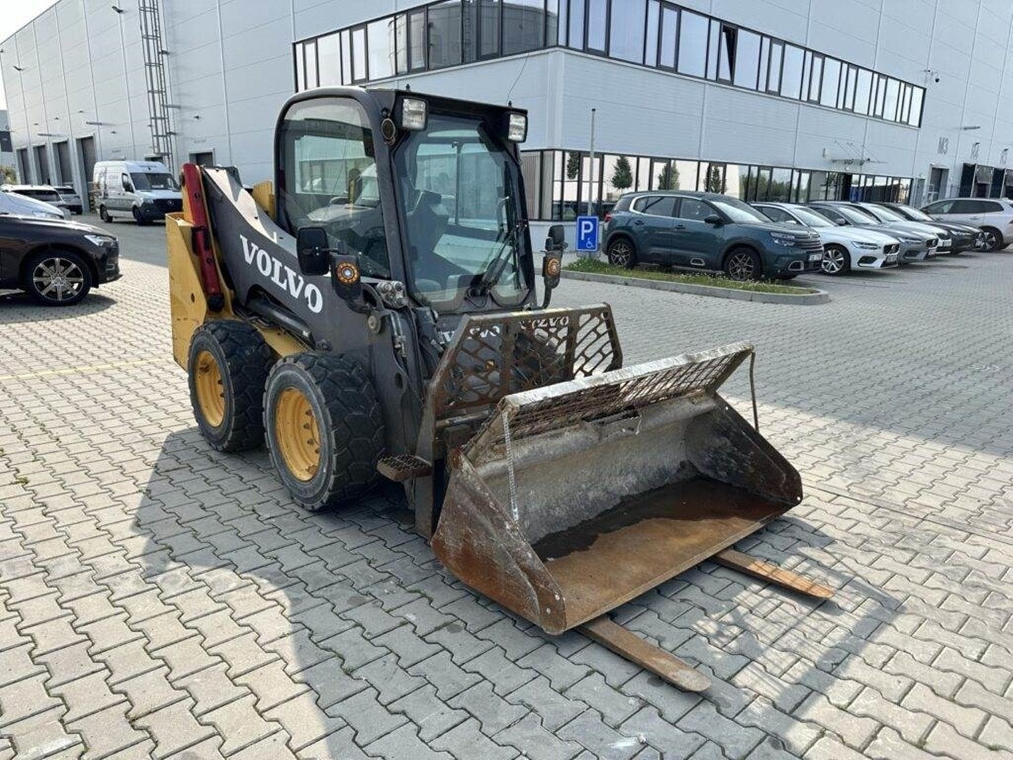 c610aa8c-1.jpg