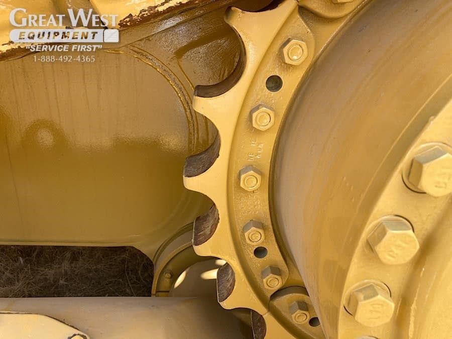 CATERPILLAR D8T U2Vbu0R.jpeg