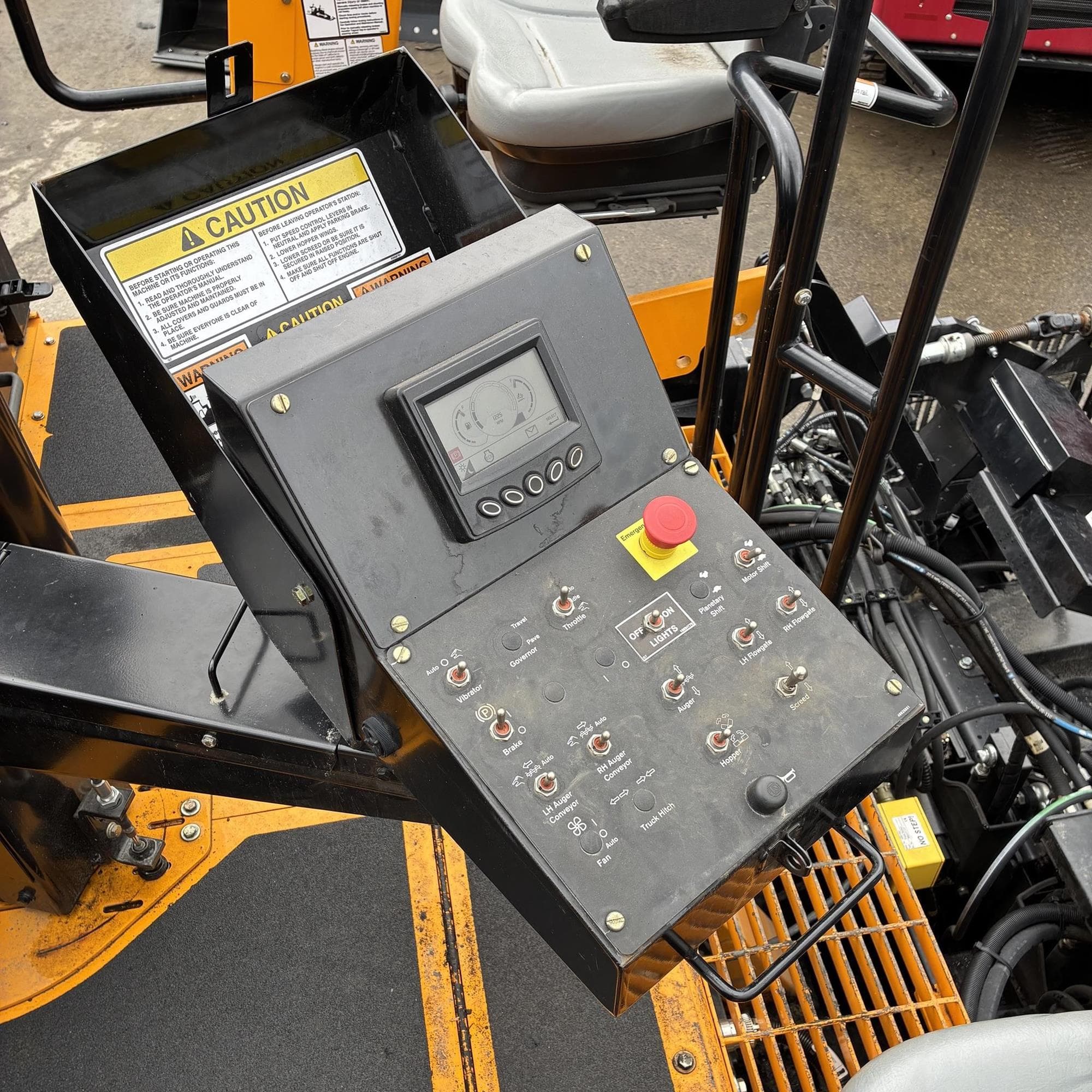 BLAW-KNOX PF4410B a4ycrLo.jpeg