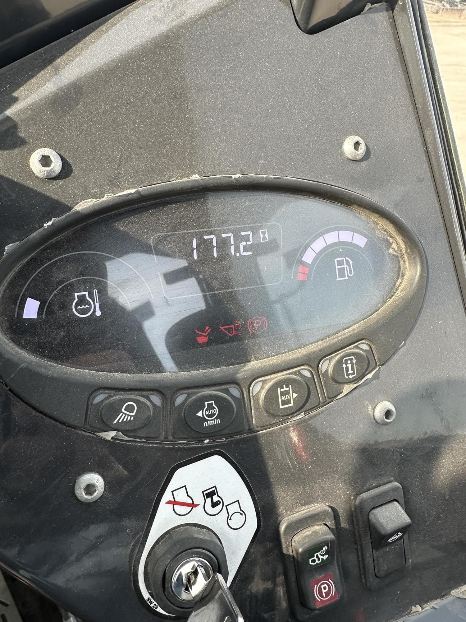BOBCAT L23 4OP7kok.jpeg