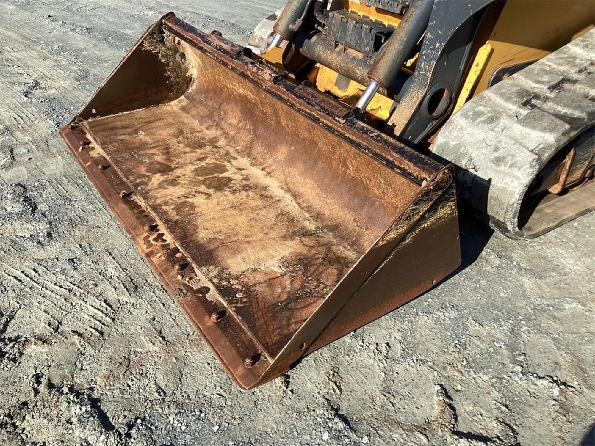 DEERE 333G 4Ta1r6J.jpeg