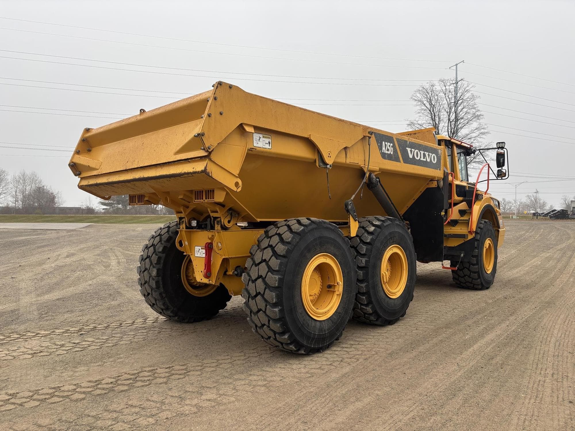 VOLVO A25G KG6fvOb.jpeg