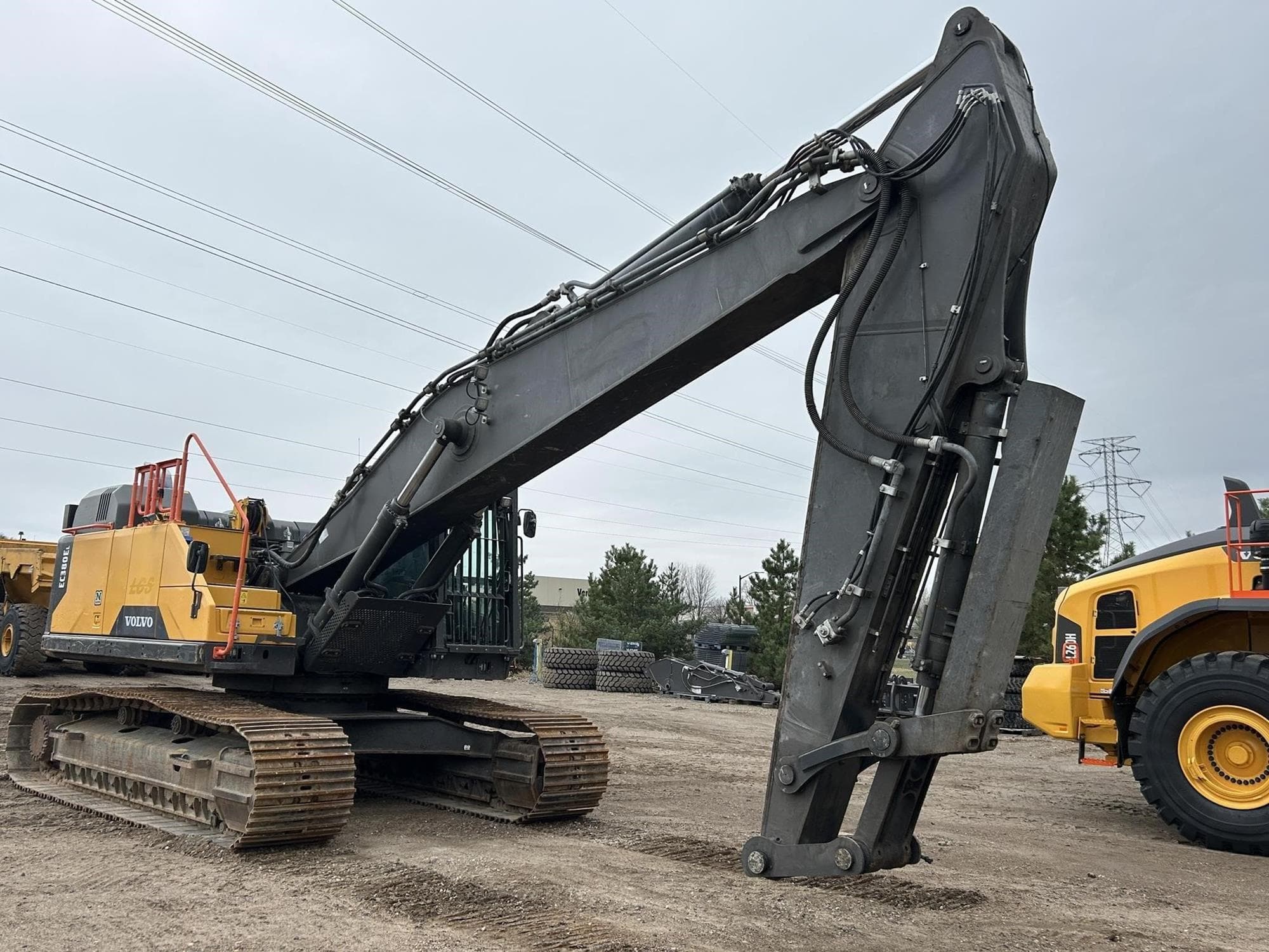 VOLVO EC380EL zuWwyPb.jpeg