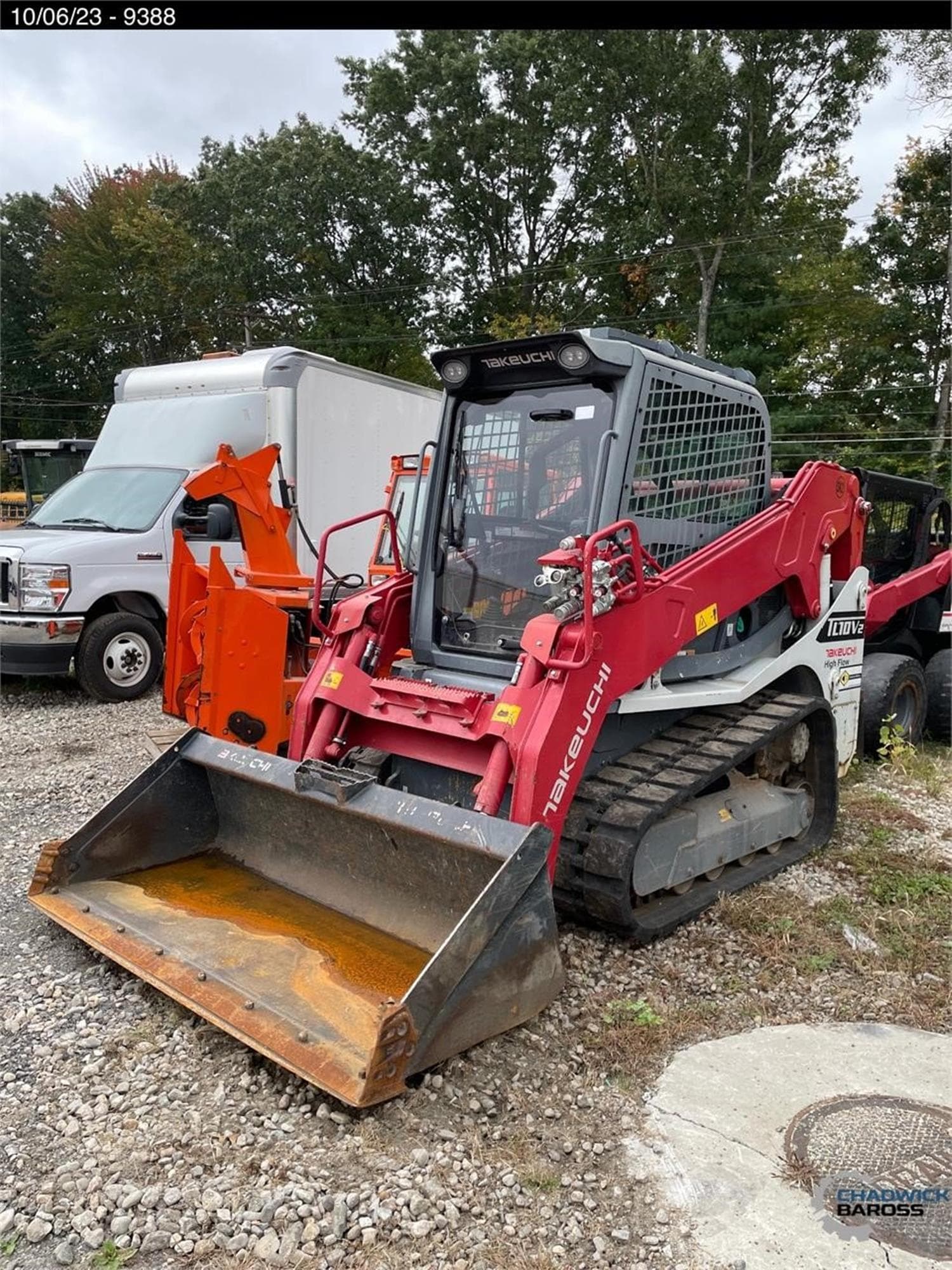TAKEUCHI TL10V2 UhC8Eu6.jpeg