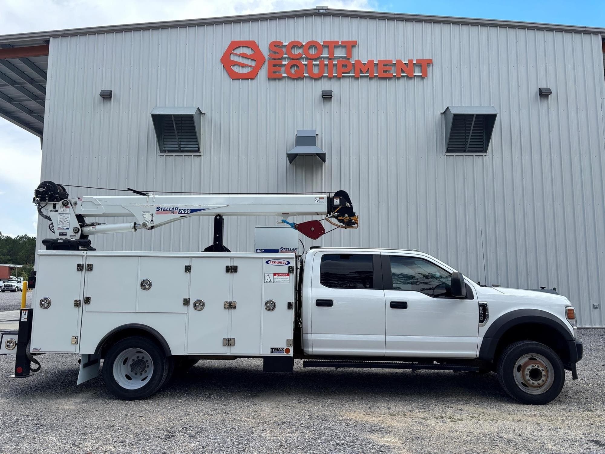 FORD F550 ckUB2Ue.jpeg