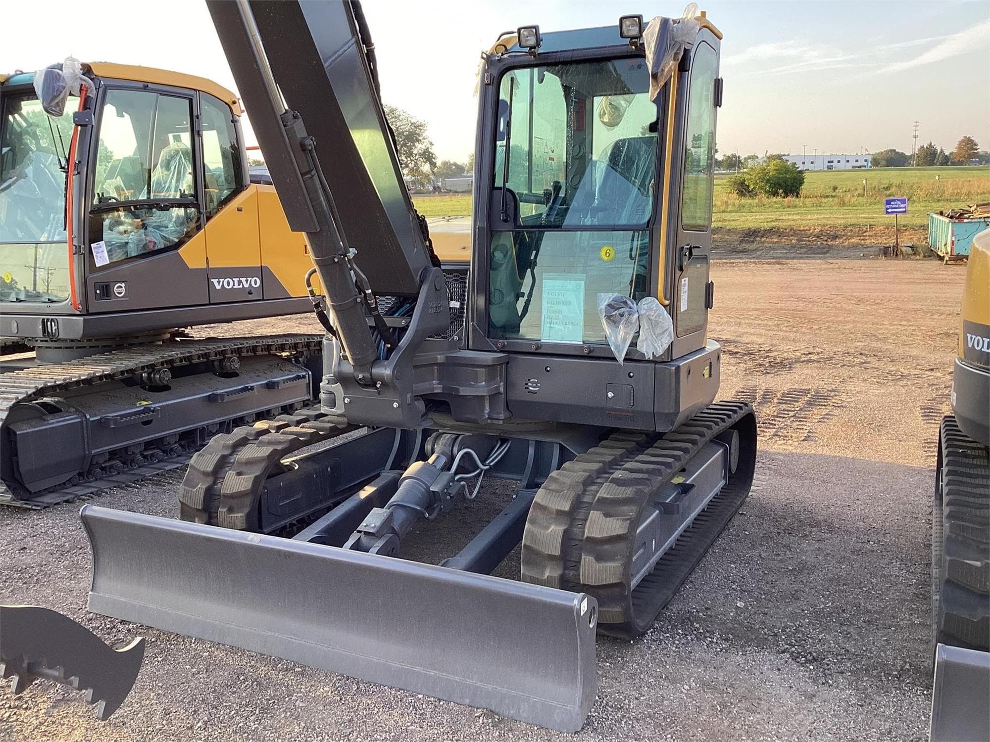 VOLVO ECR88D vQFF8IV.jpeg