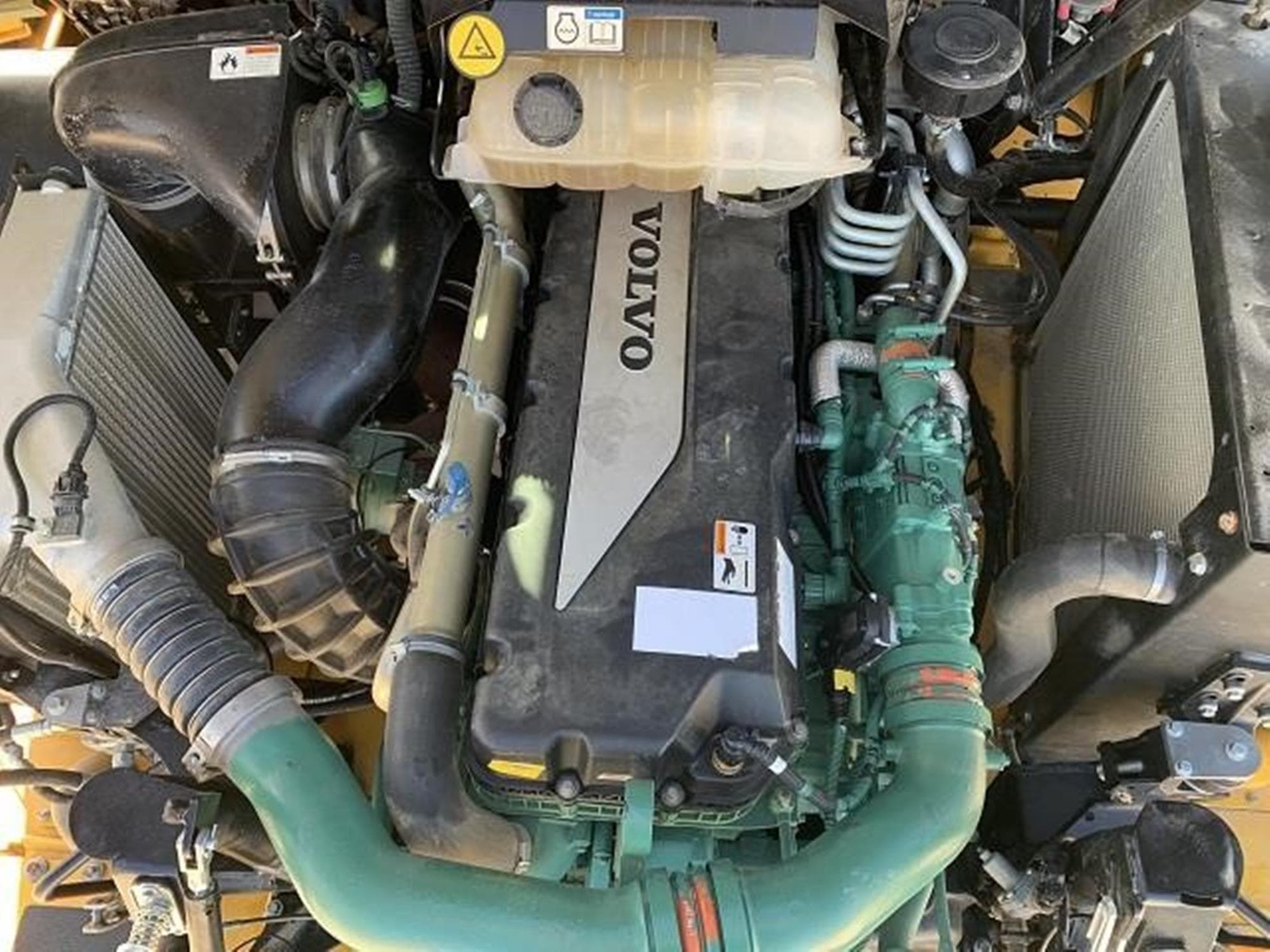 VOLVO A25G LYvWOGK.jpeg