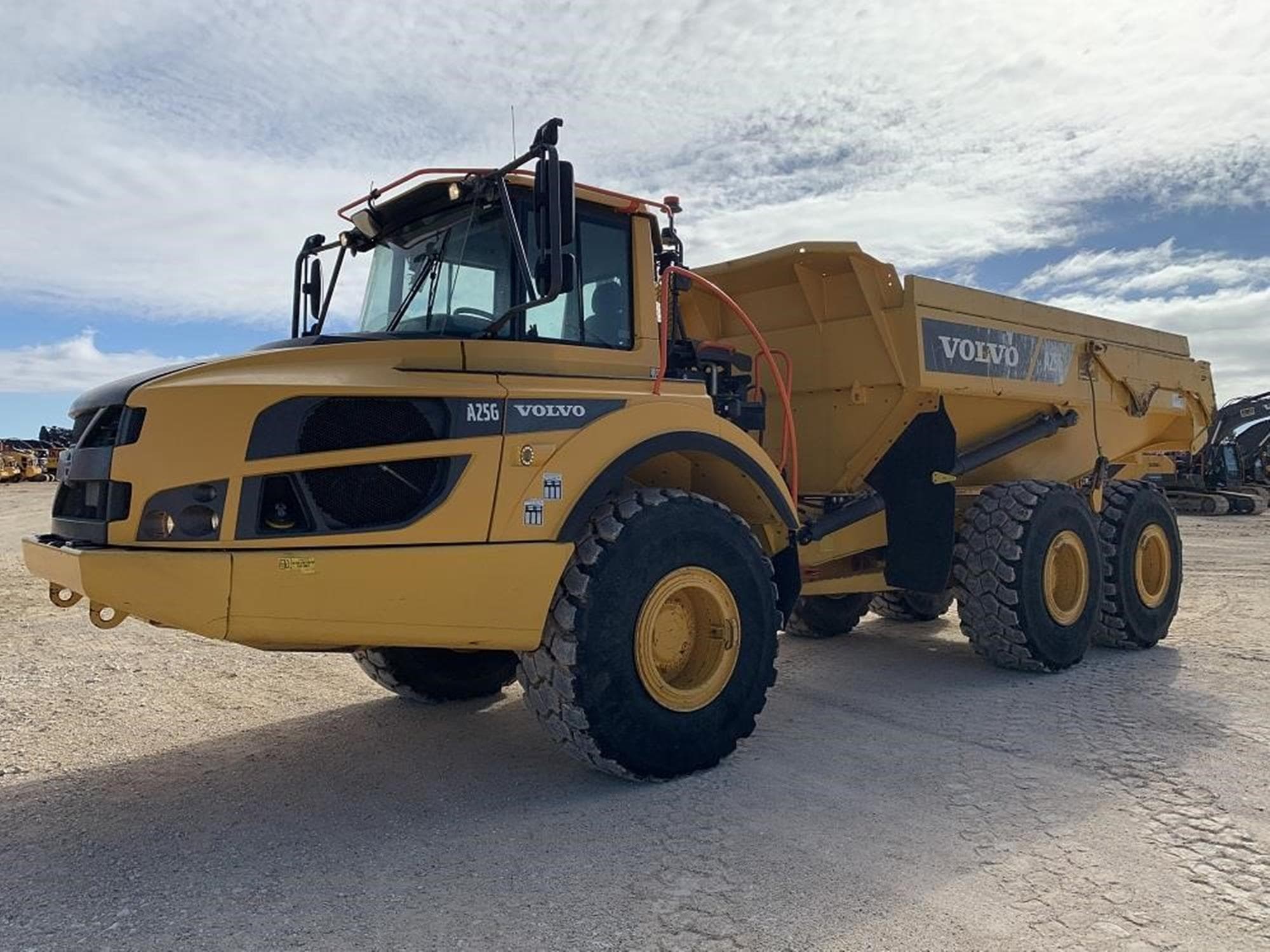 VOLVO A25G z3U1%2f.jpeg