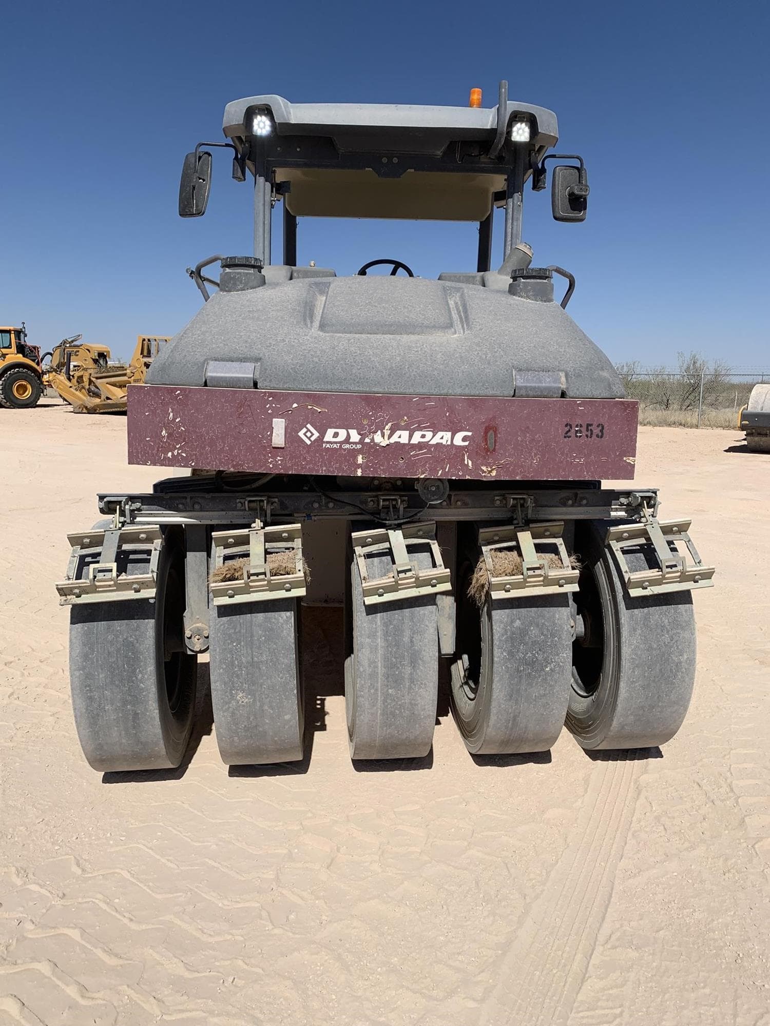 DYNAPAC CP2700 ebgoZYV.jpeg