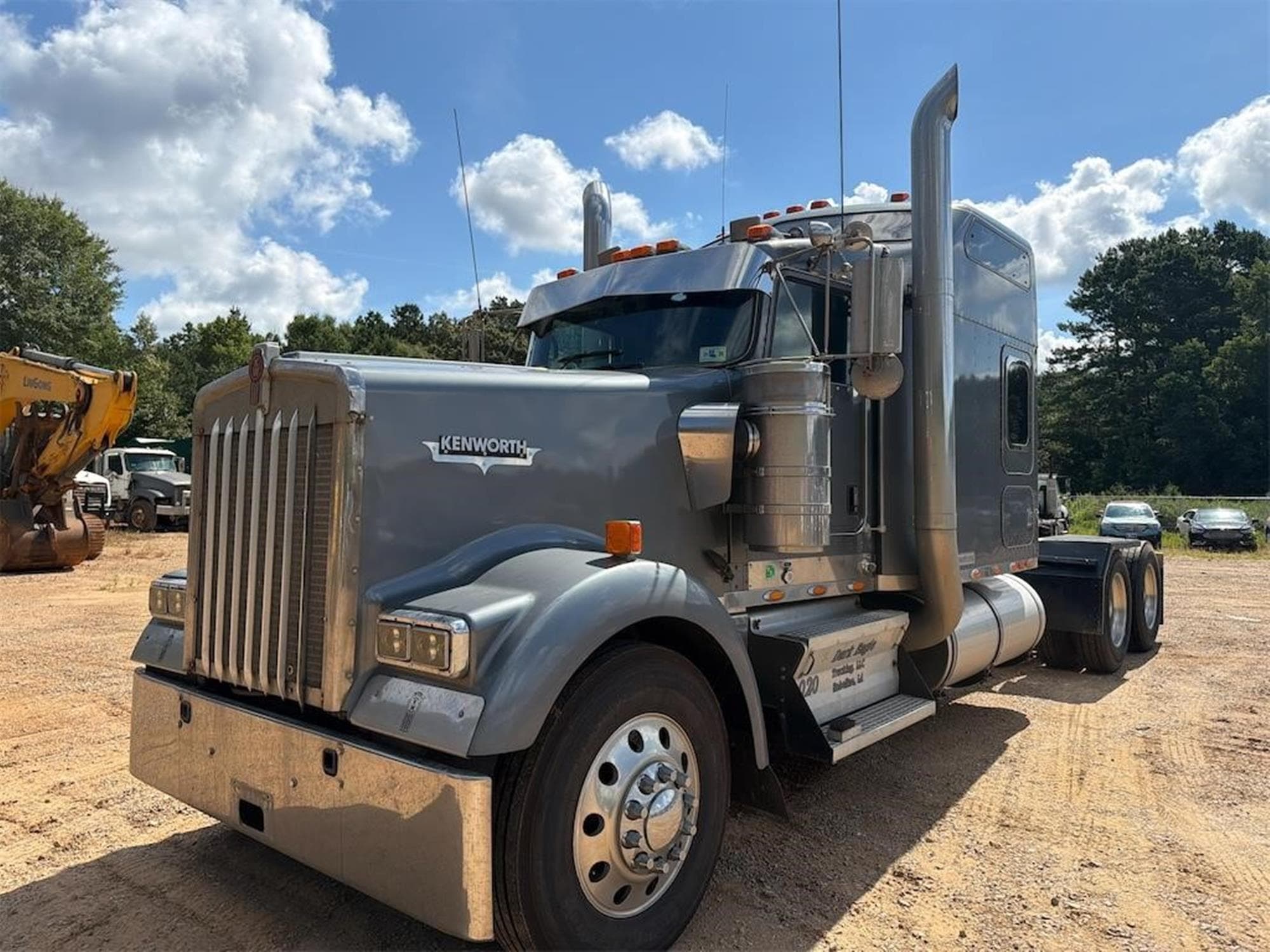 KENWORTH W900 1pvkutJ.jpeg