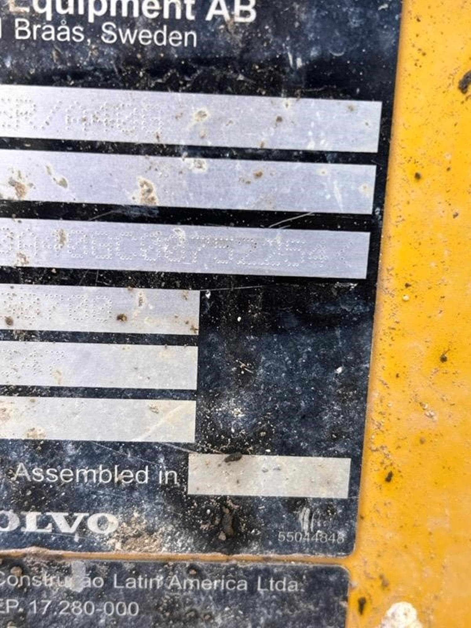 VOLVO A40G qTzYOzK.jpeg