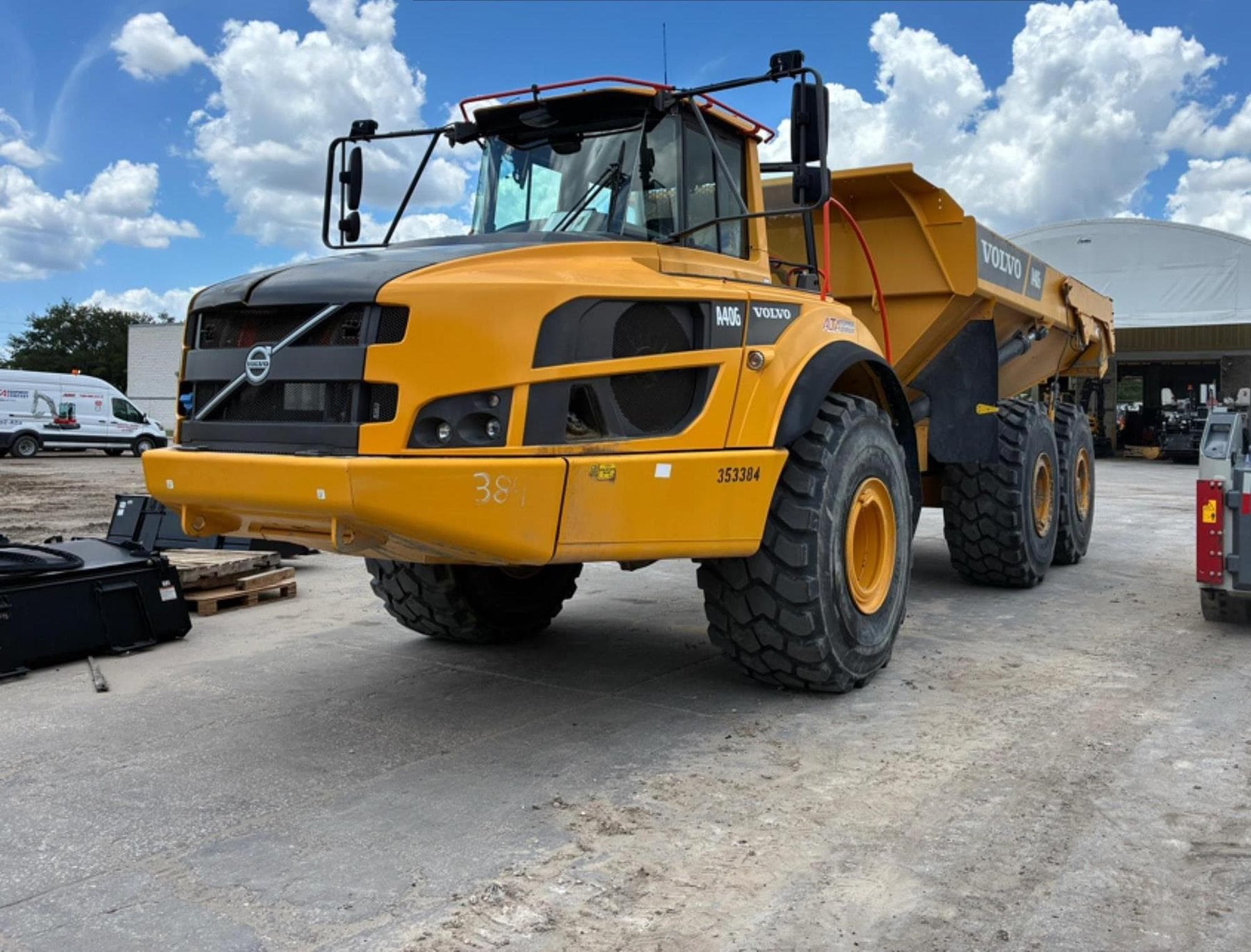 VOLVO A40G r1nXzR3.jpeg