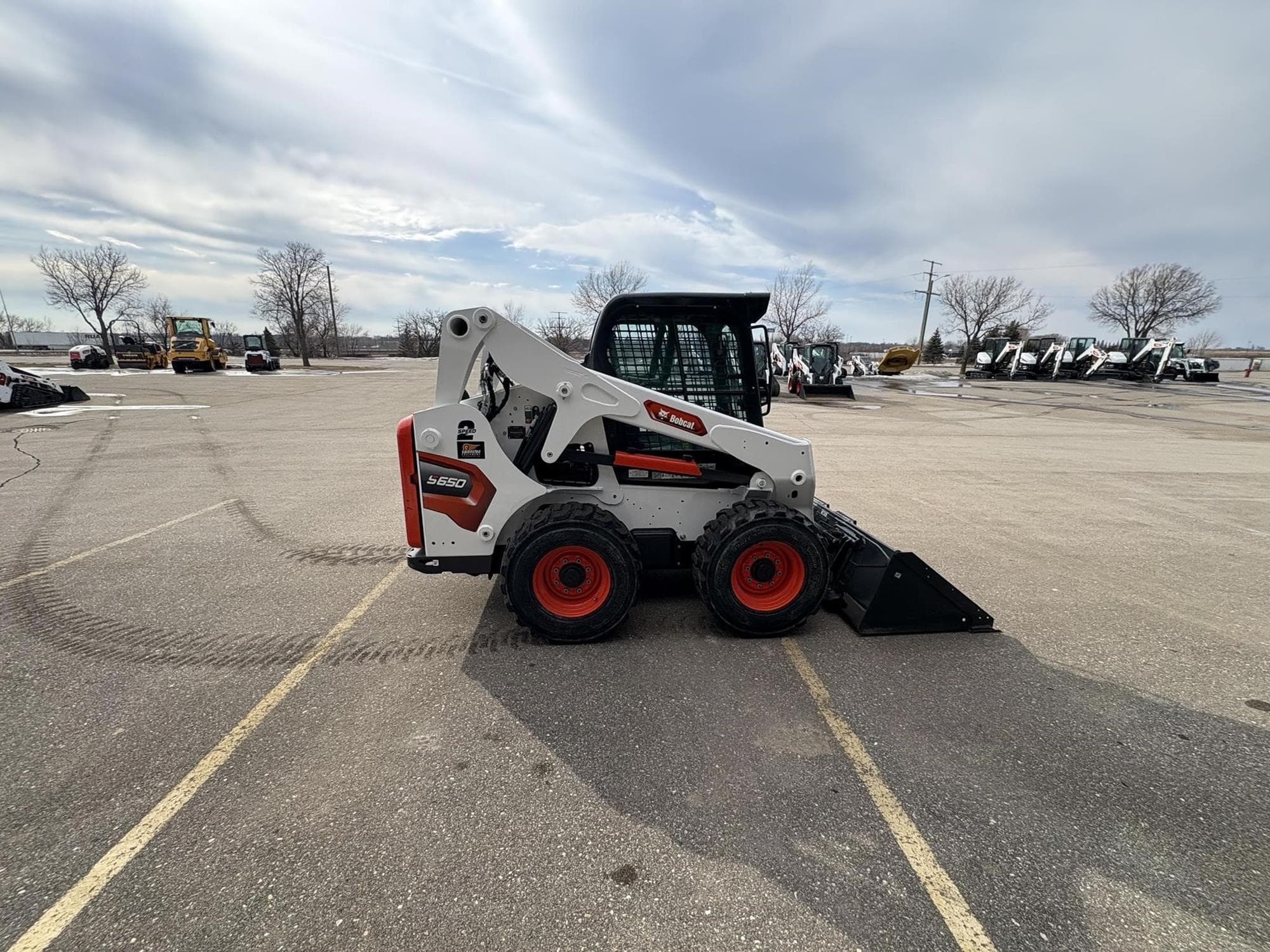 BOBCAT S650 iDz4A3L.jpeg
