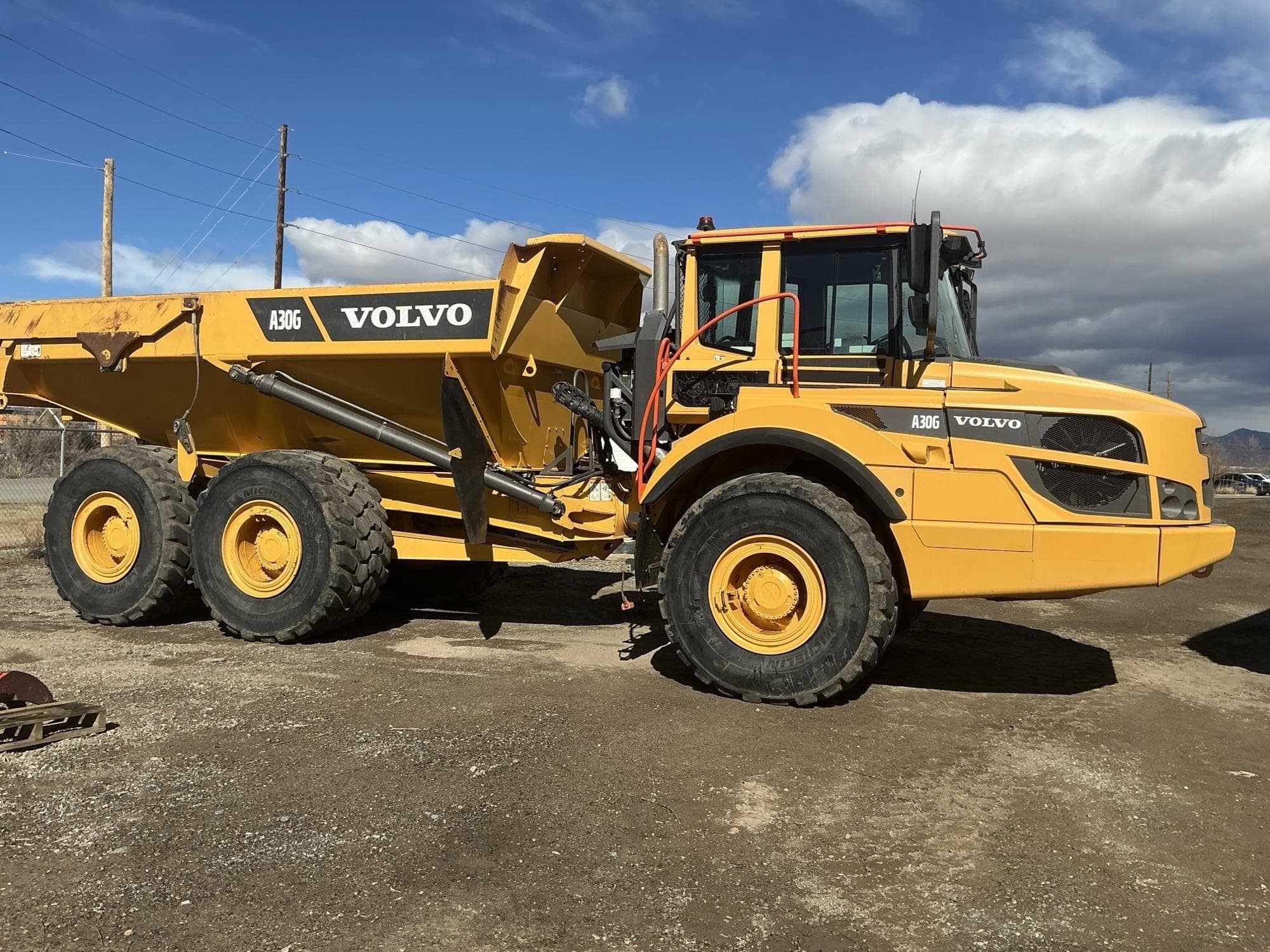 VOLVO A30G JFQqtxf.jpeg