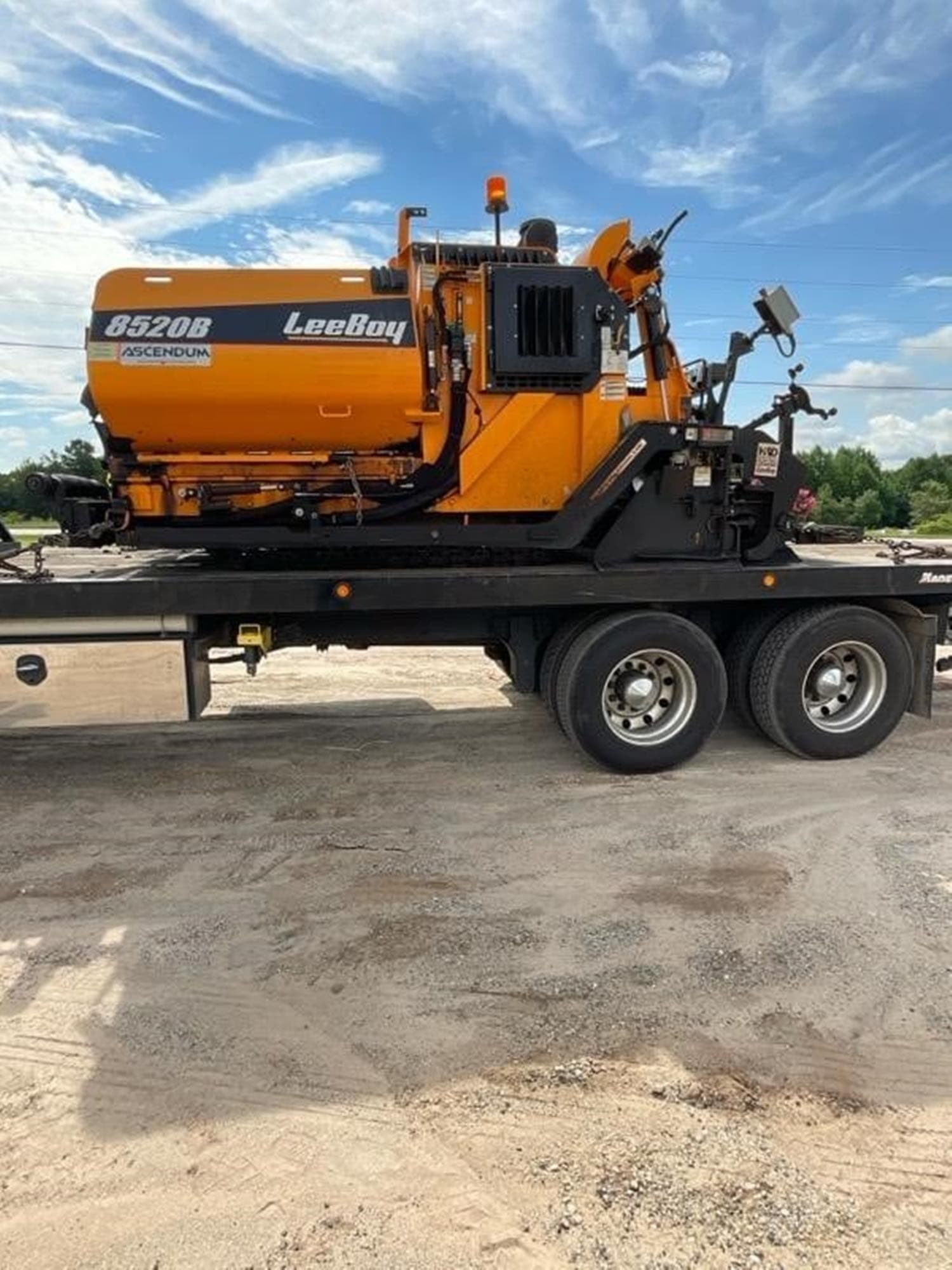 LEEBOY 8520B U1DoJyB.jpeg