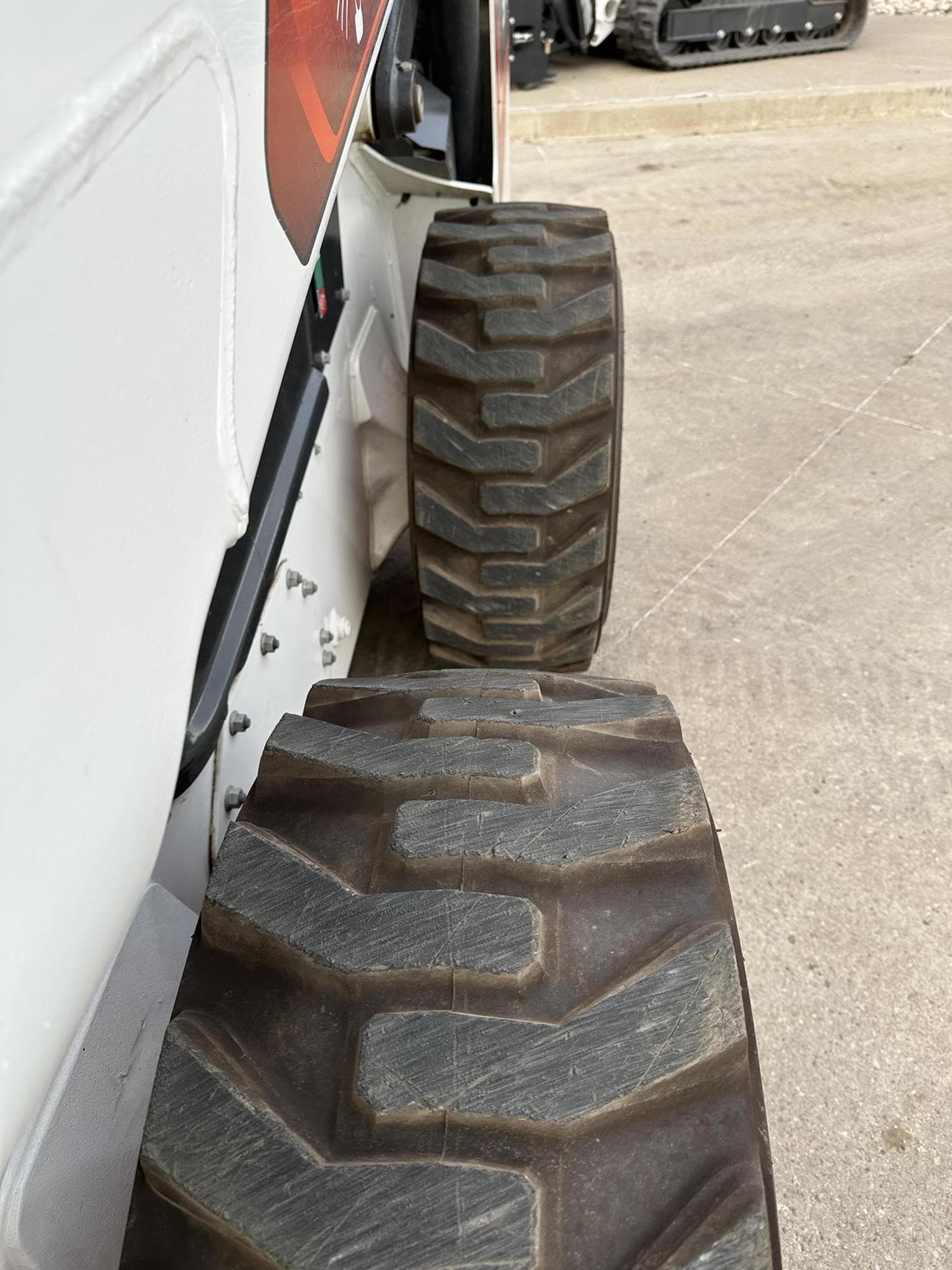 BOBCAT S76 dUYek7I.jpeg