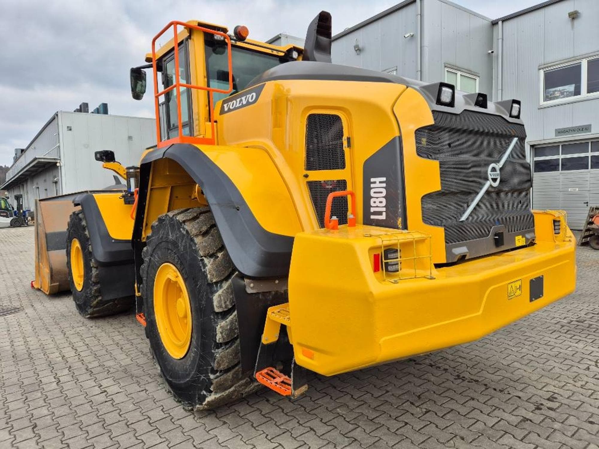 872ec035.jpg