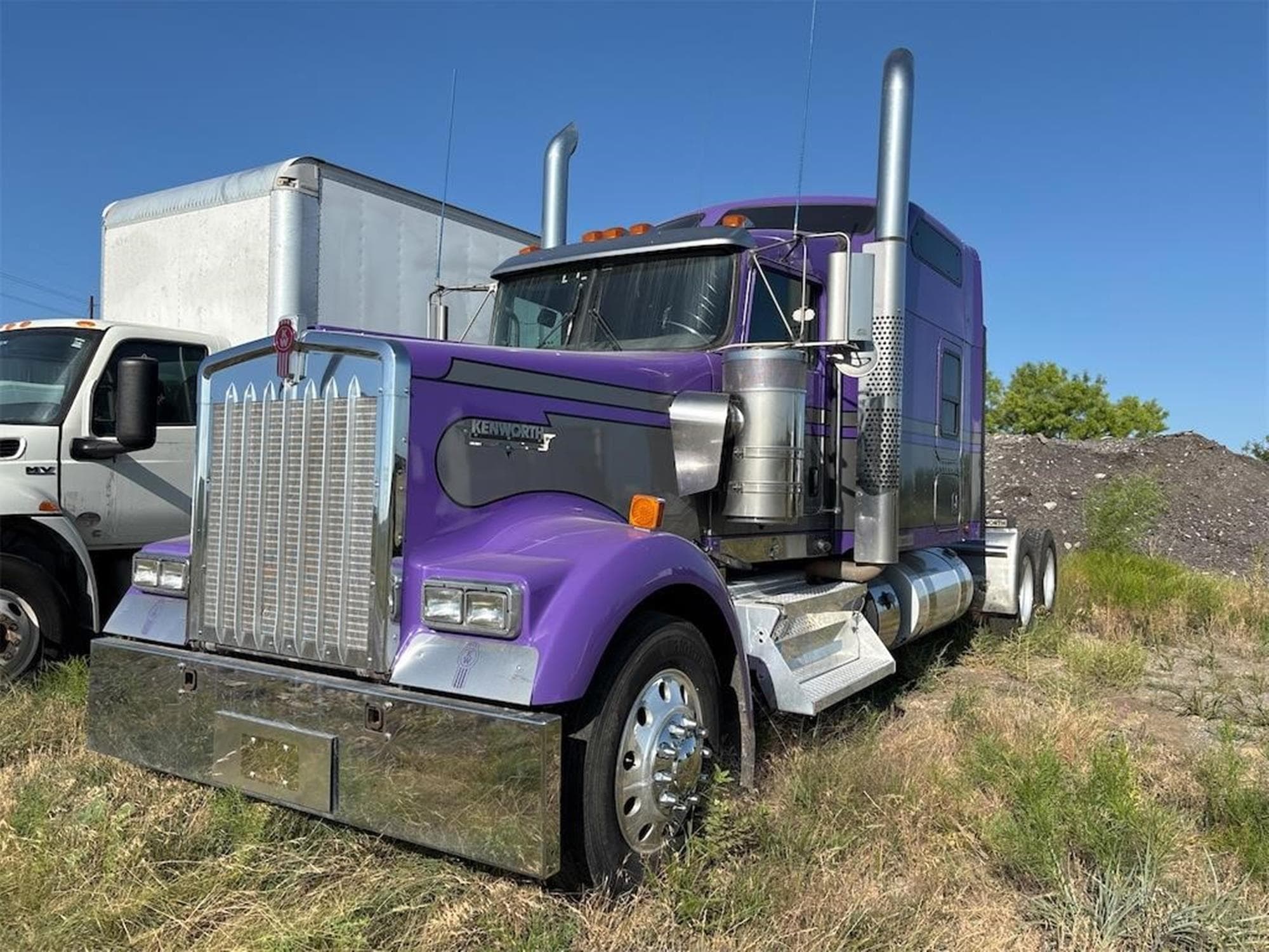 KENWORTH W900 UXl1cUR.jpeg