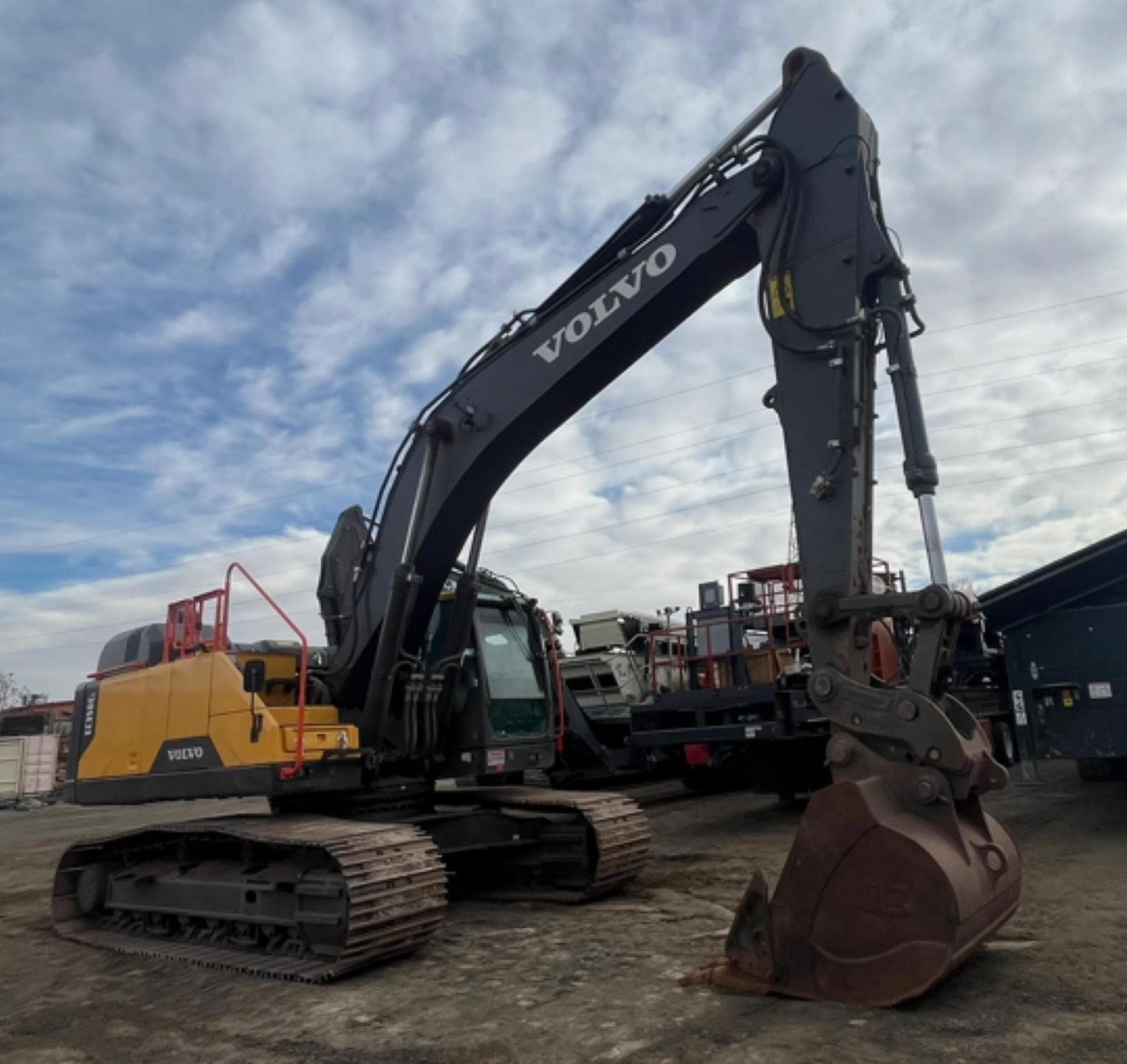 VOLVO EC350EL PkR4Gtt.jpeg