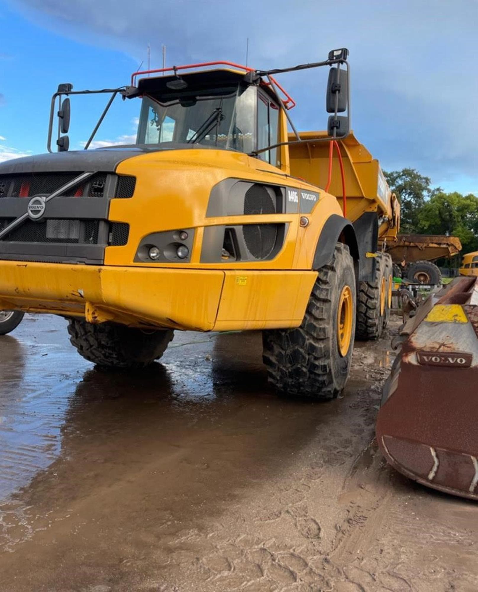 VOLVO A40G avxX8Pu.jpeg