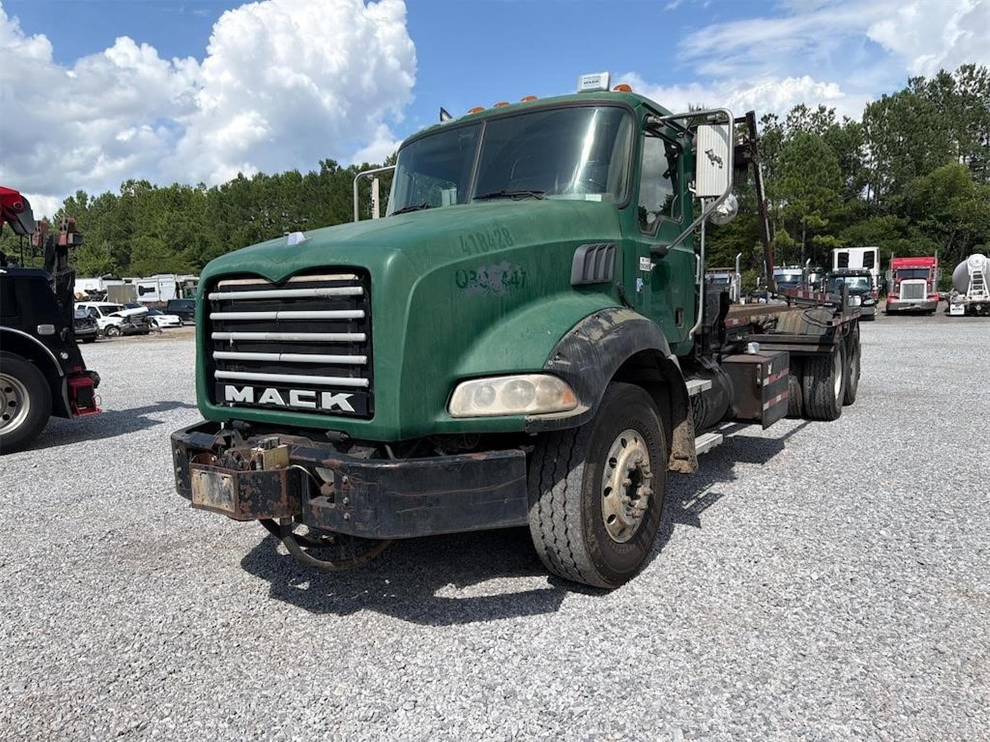 MACK GRANITE CT713 nUJOeJc.jpeg