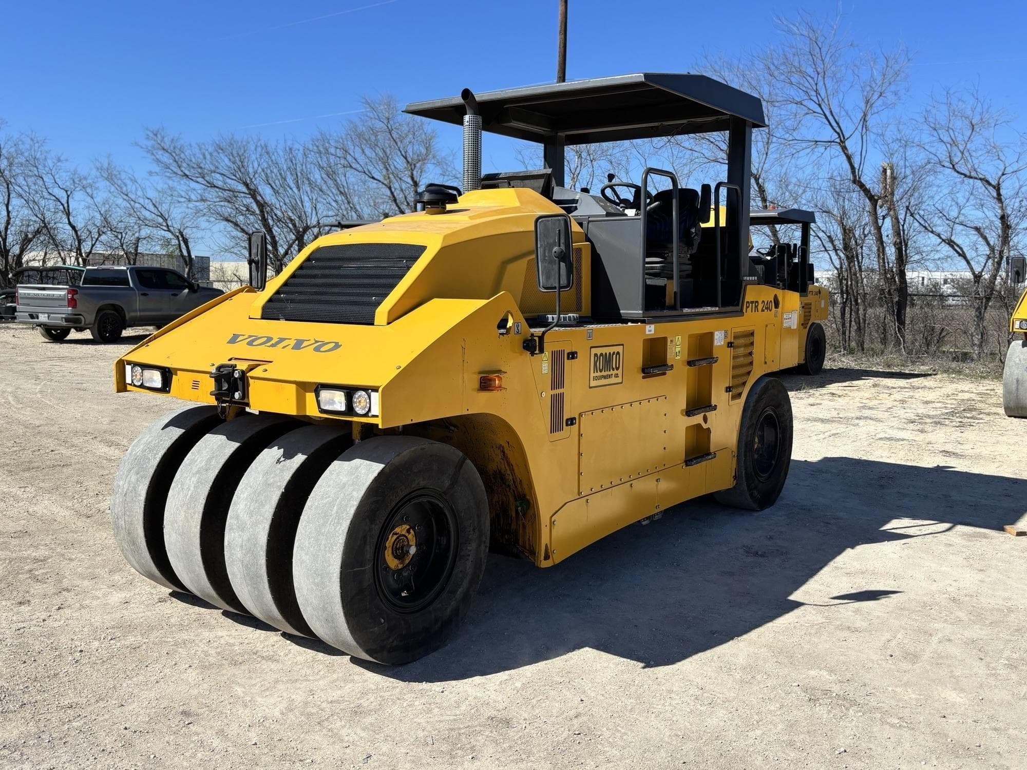 VOLVO PTR240 iC0vu0c.jpeg