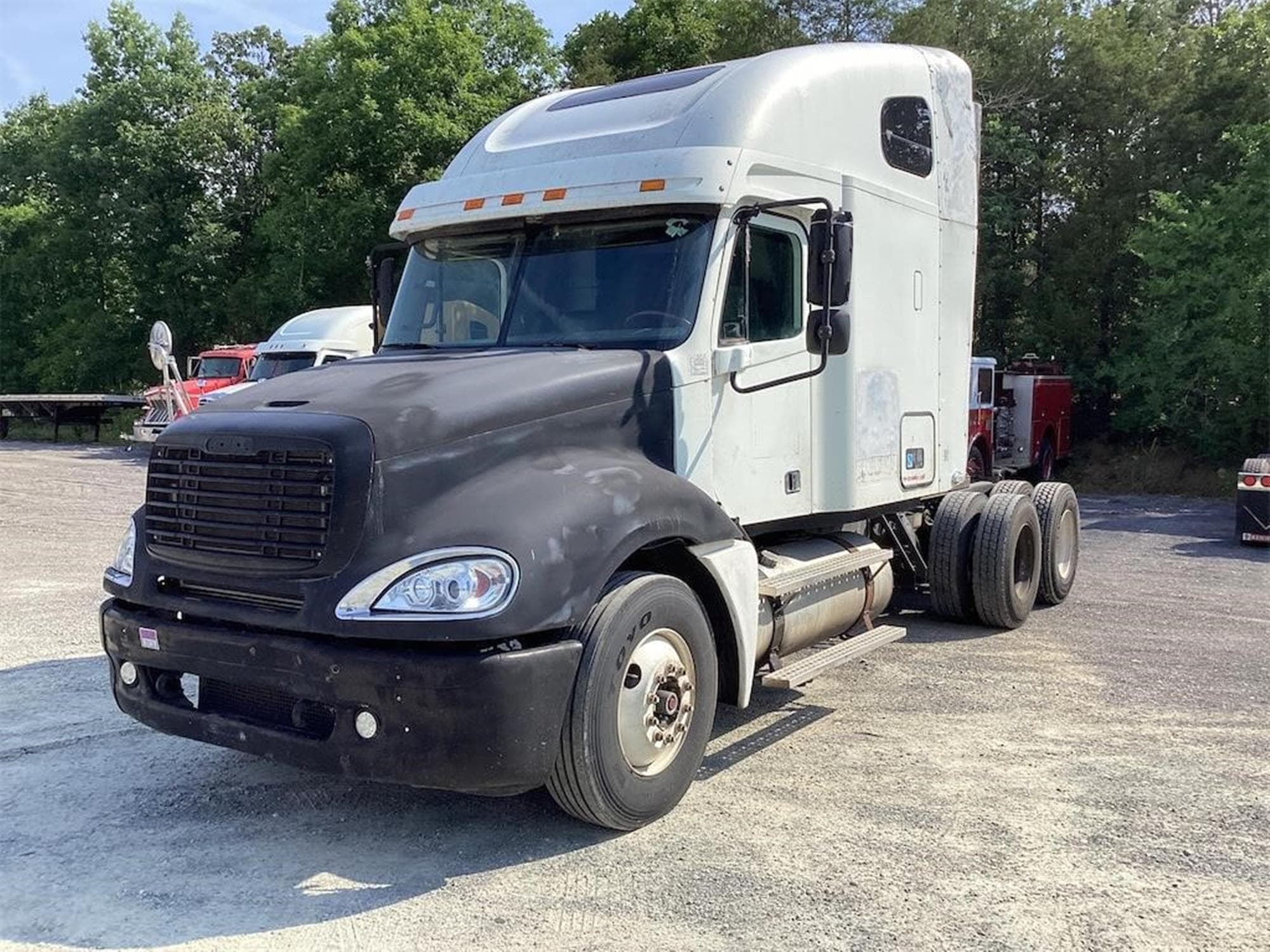FREIGHTLINER COLUMBIA 120 Ui0Vf2D.jpeg