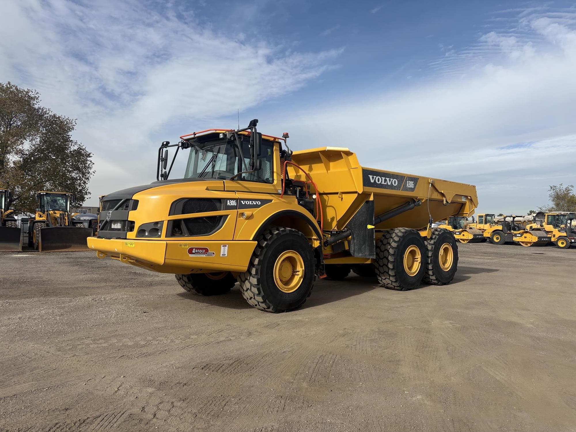 VOLVO A30G KY%2bLB.jpeg