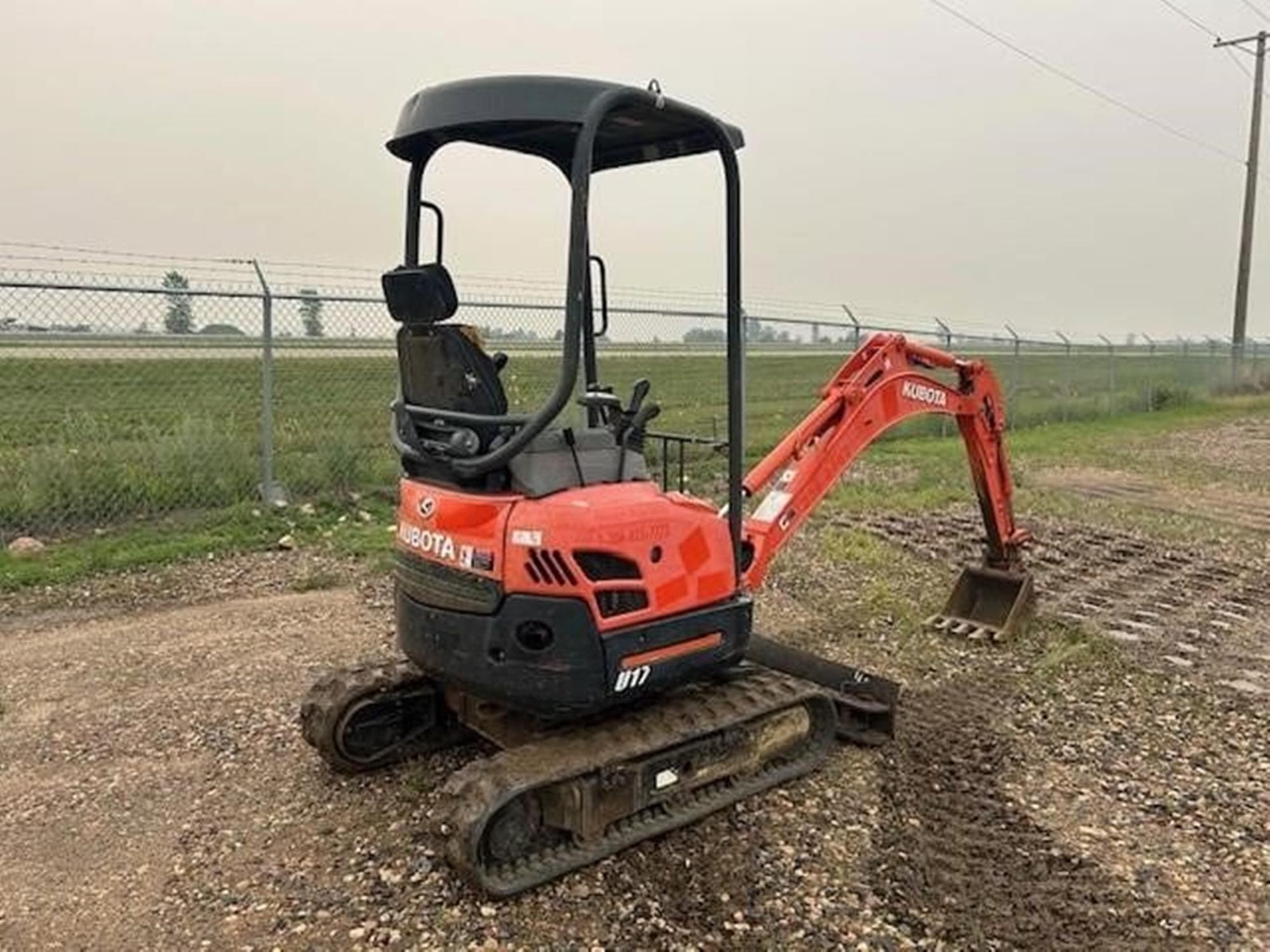 KUBOTA U17 3V60JQh.jpeg