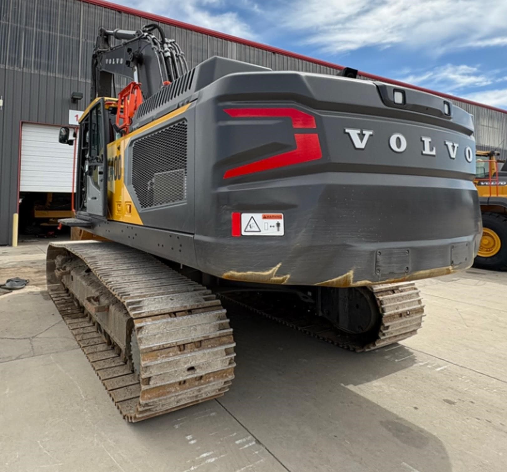 VOLVO EC400FL5 jrmD764.jpeg