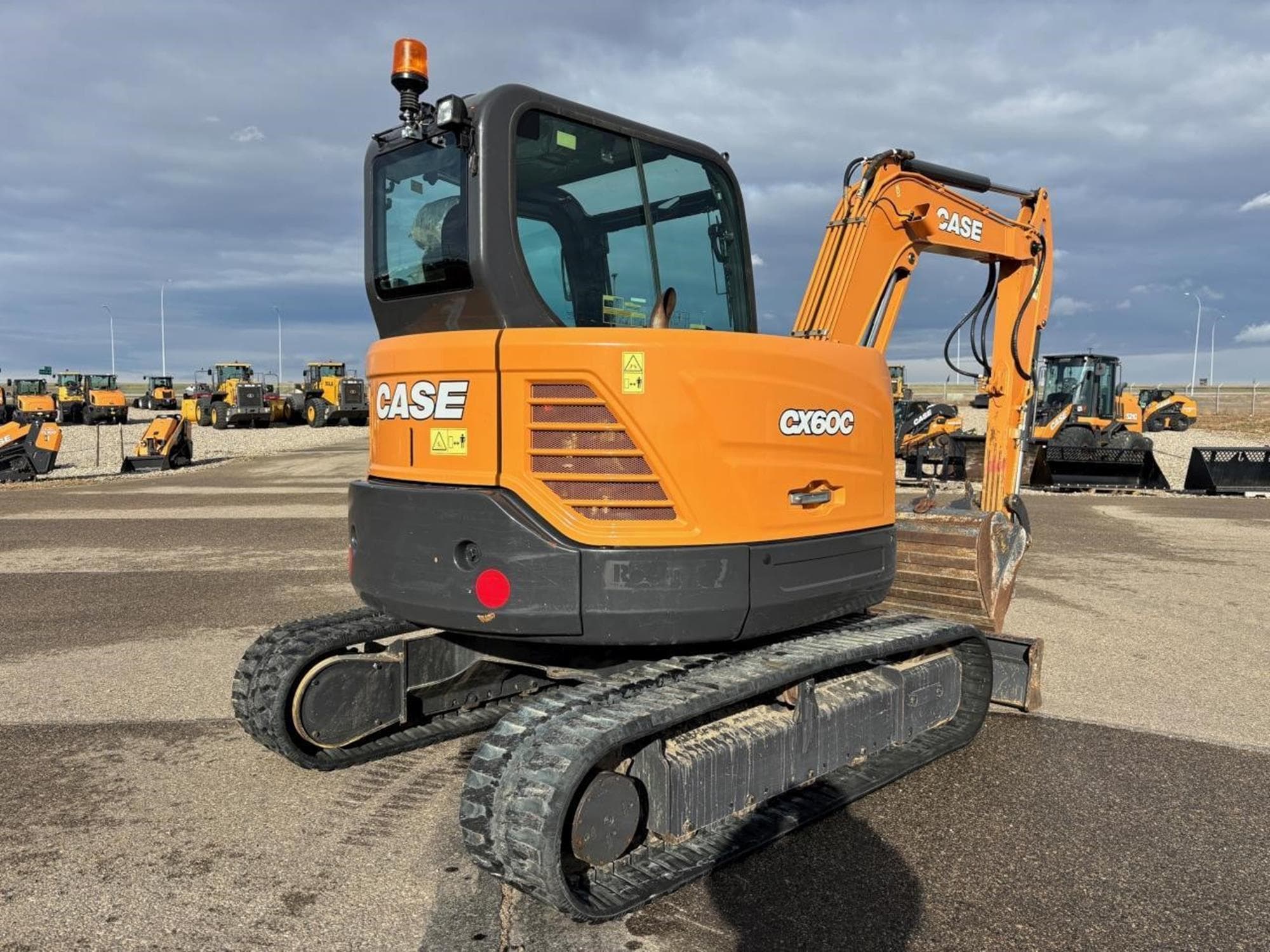 CASE CX60C EXiFxLB.jpeg