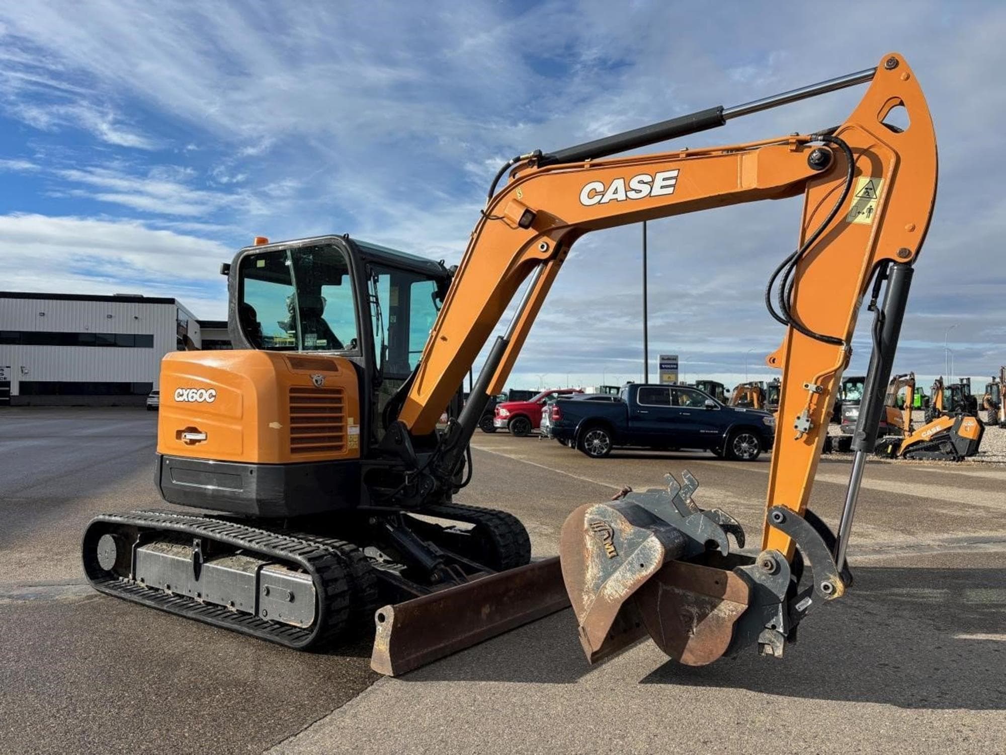 CASE CX60C ZJRNyE4.jpeg