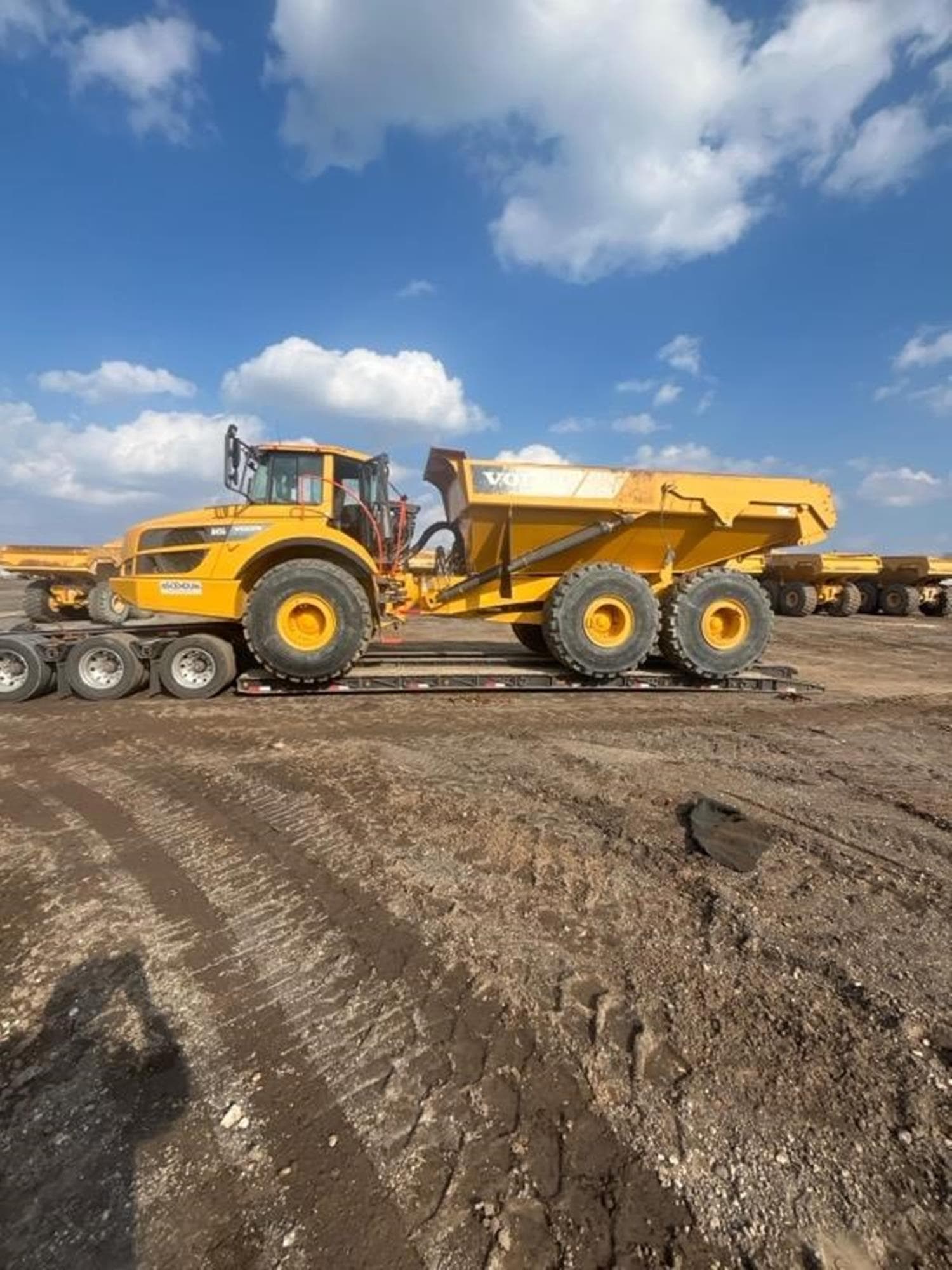 VOLVO A45G qEf0Yyo.jpeg