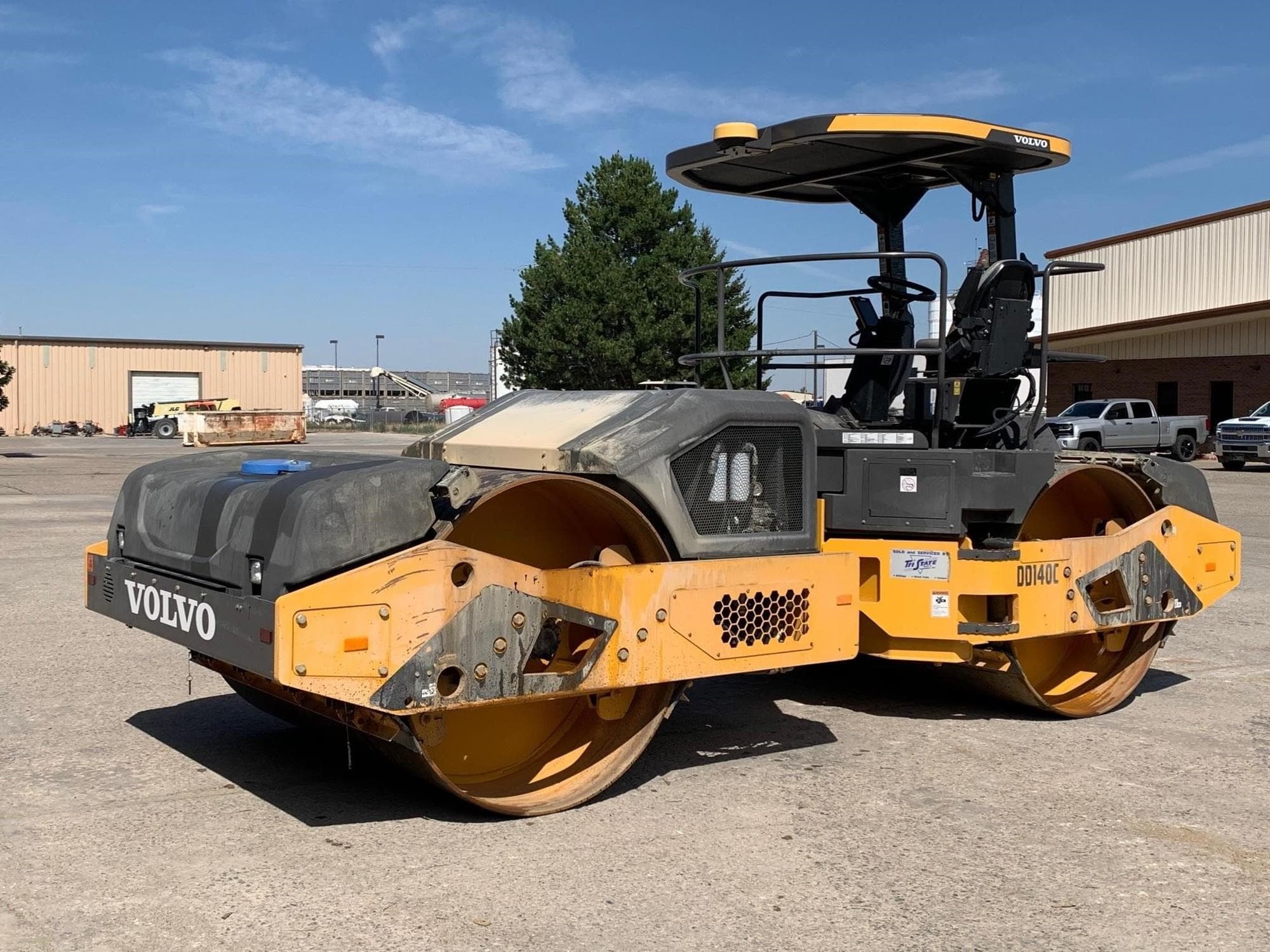 VOLVO DD140C vViHZB2.jpeg