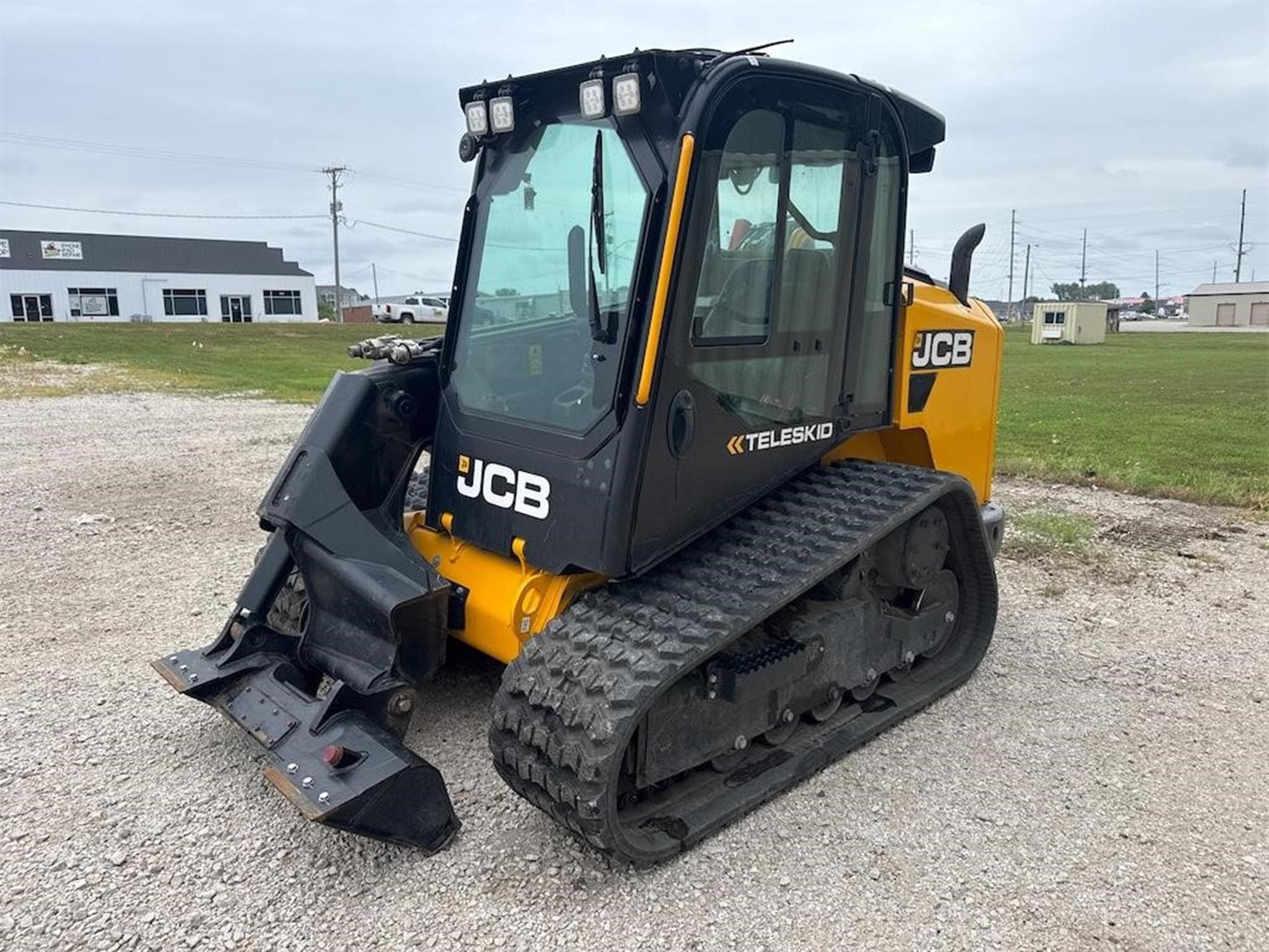 JCB 3TS-8T %2bf%2f.jpeg